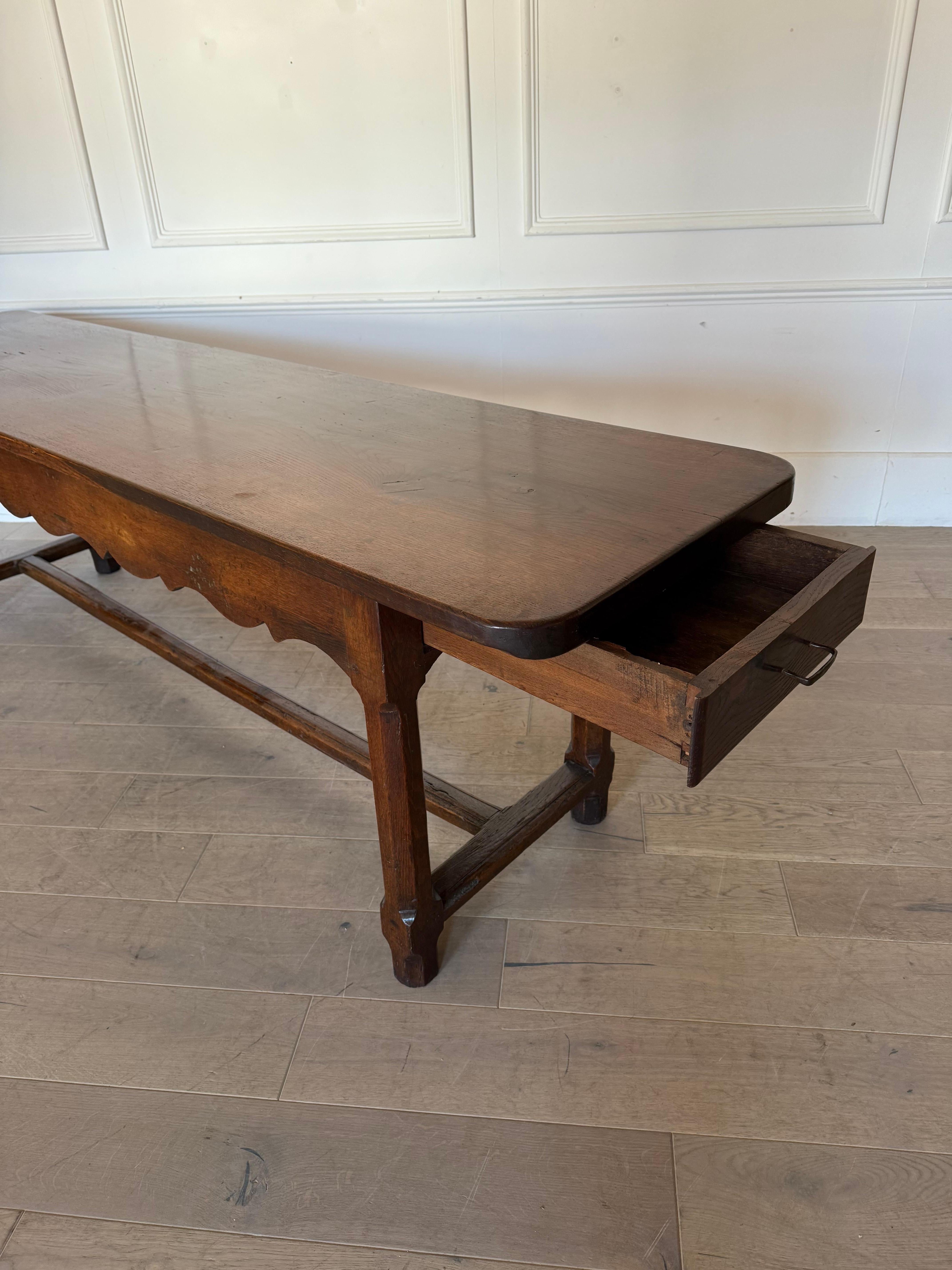 18th century oak console table / serving table For Sale 7