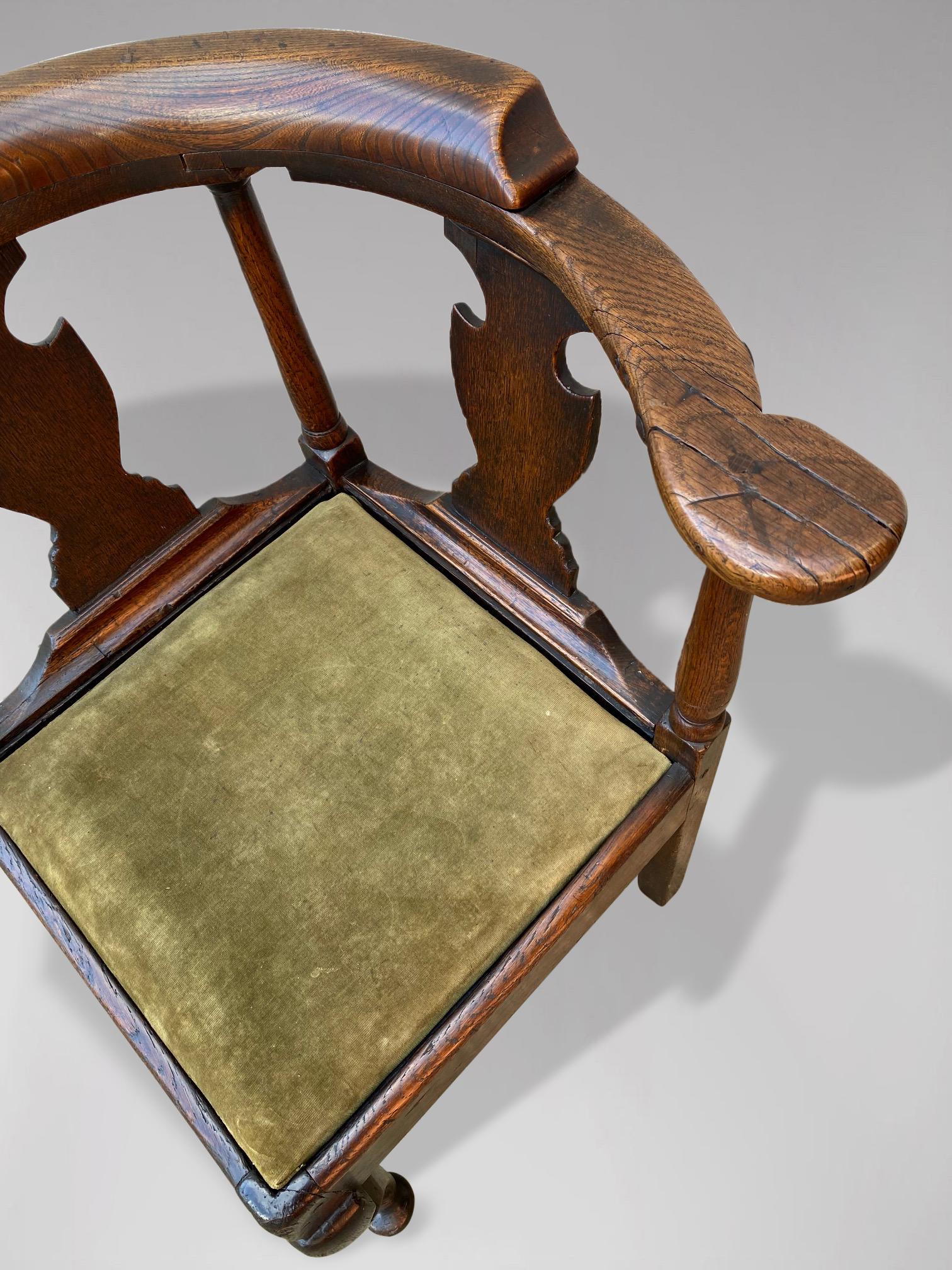 British 18th Century Oak Corner Chair, Circa 1790 For Sale