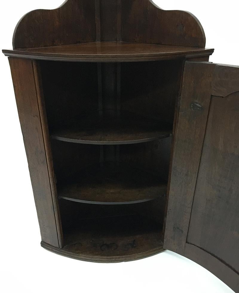18th Century Oak Corner Cupboard 3