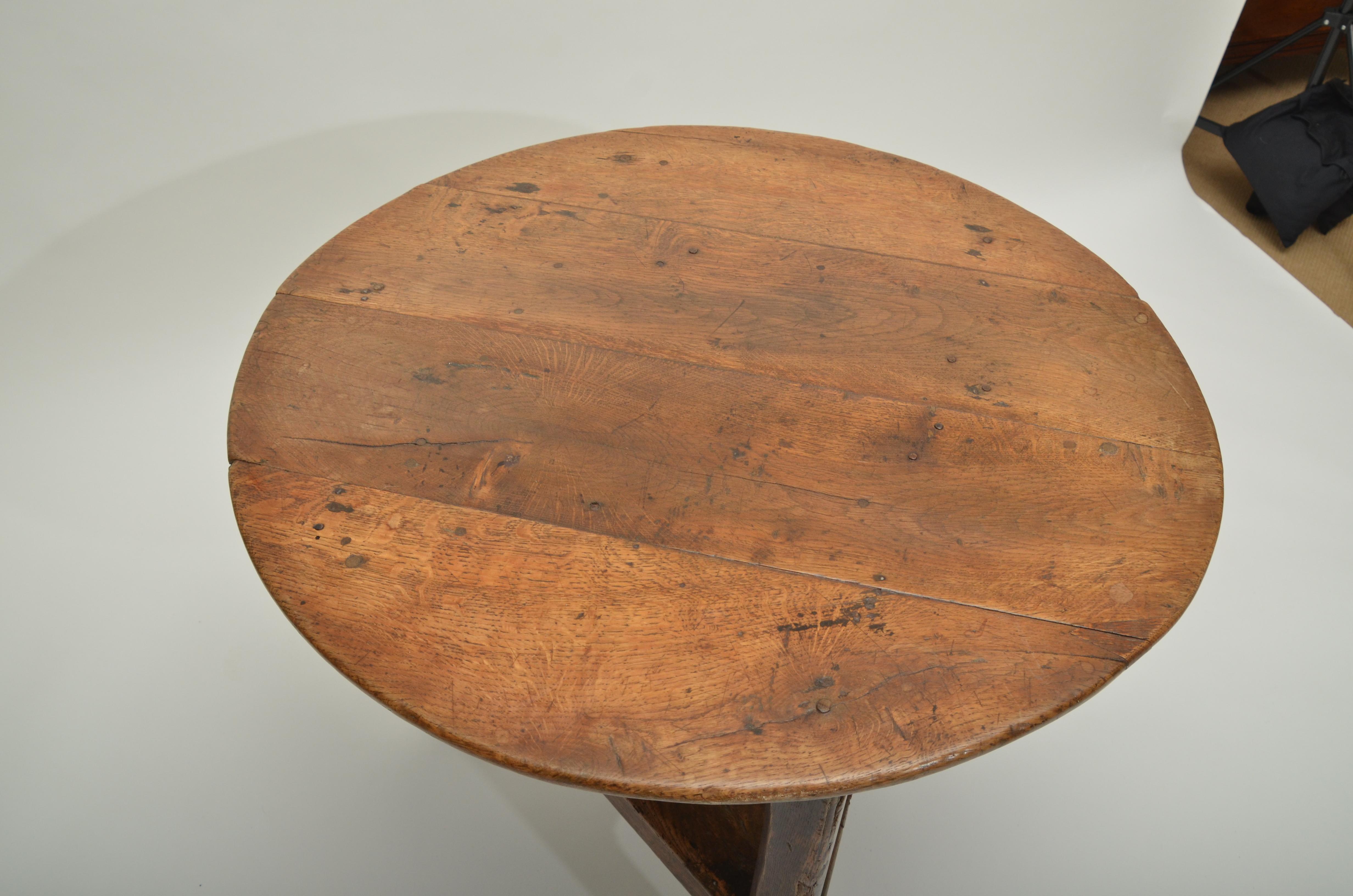 18th Century Oak Cricket Table, England, circa 1780 1