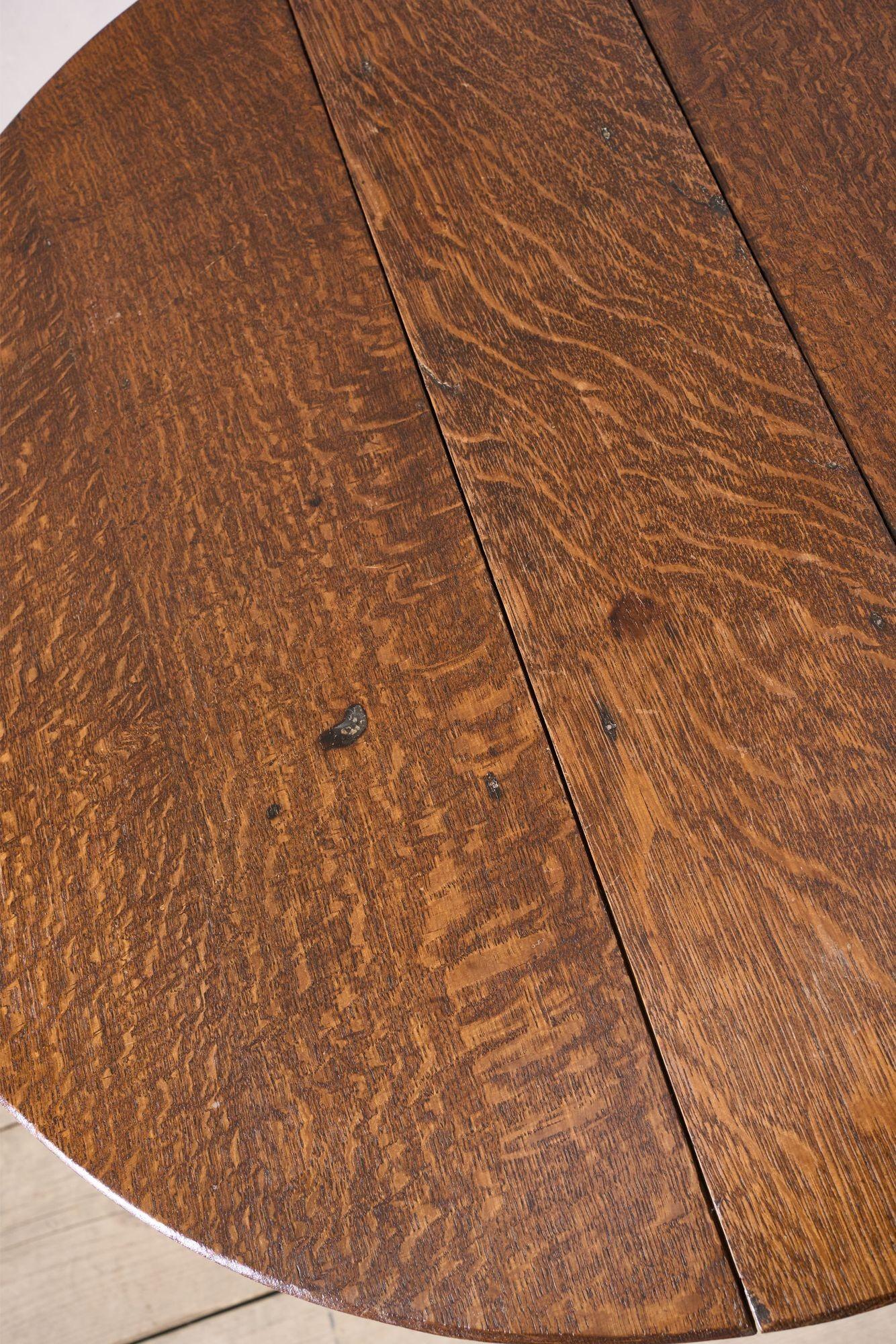 Mesa de cricket de roble del siglo XVIII en venta 2