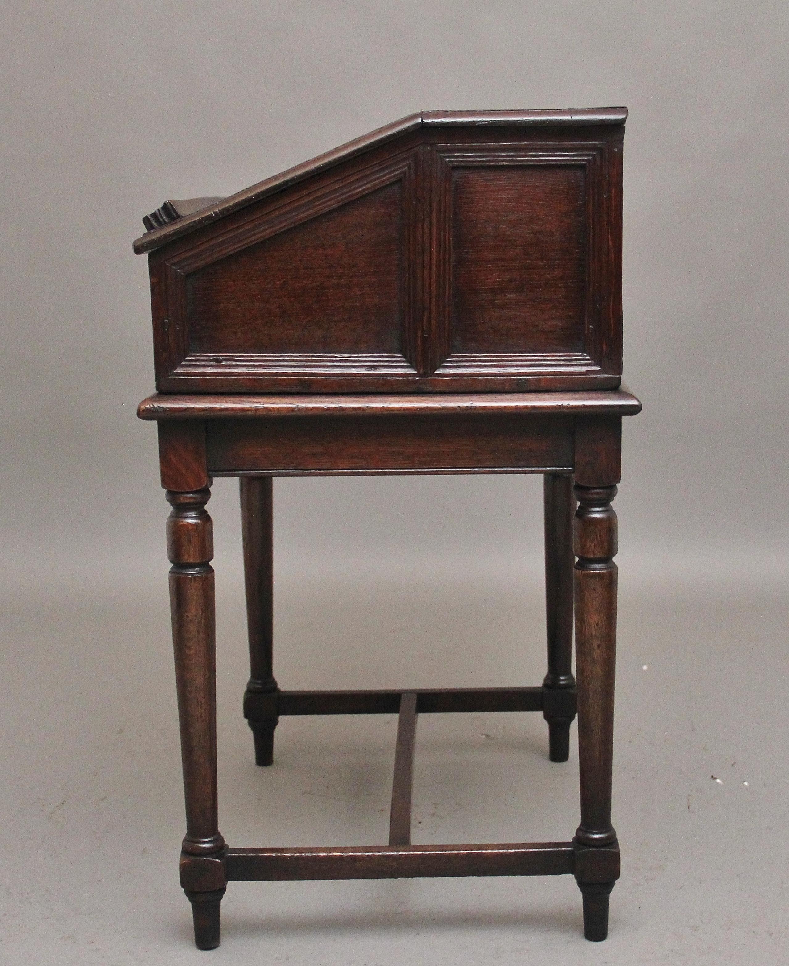18th Century oak desk on later stand For Sale 2