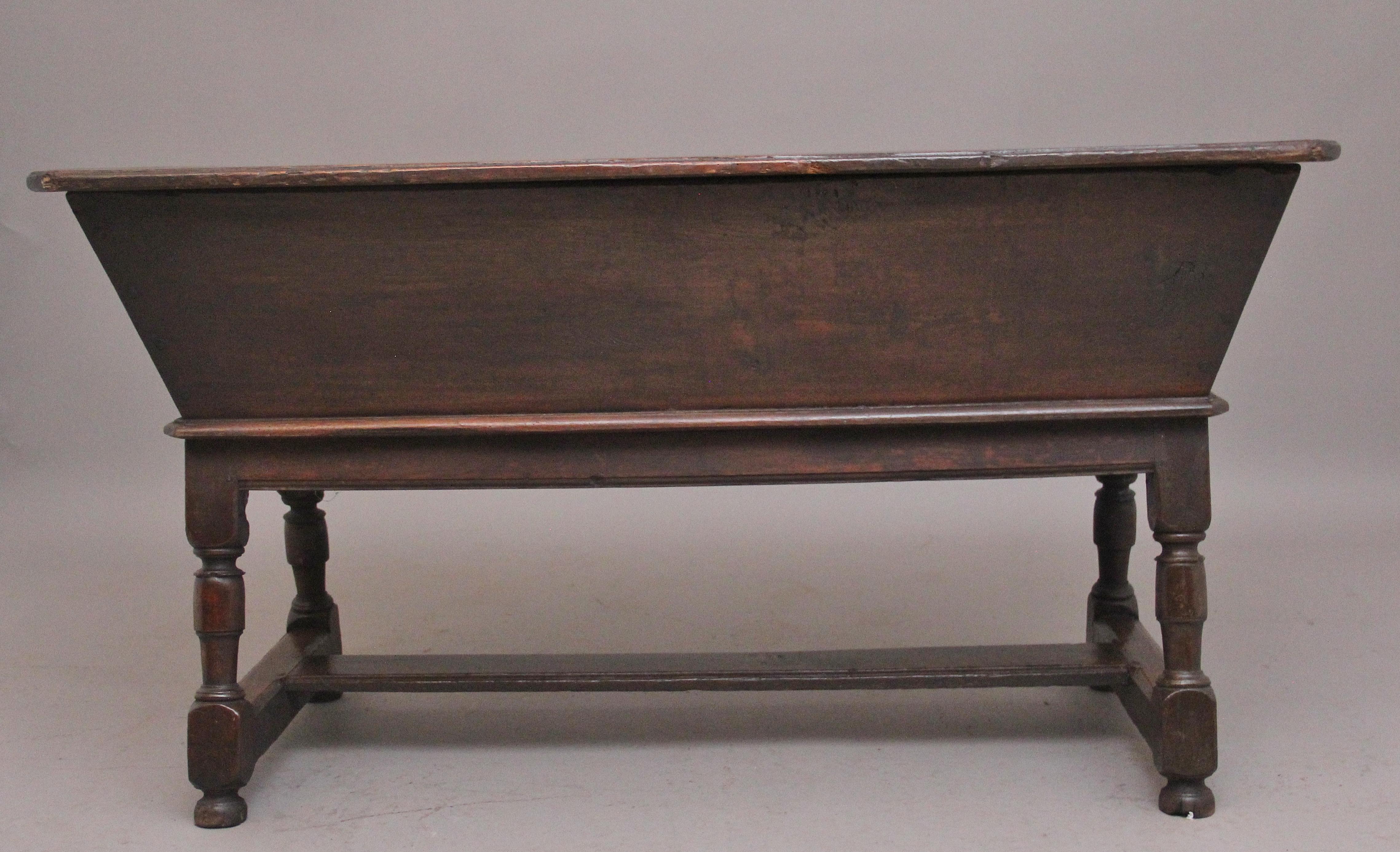 Oak 18th Century oak dough bin on stand For Sale