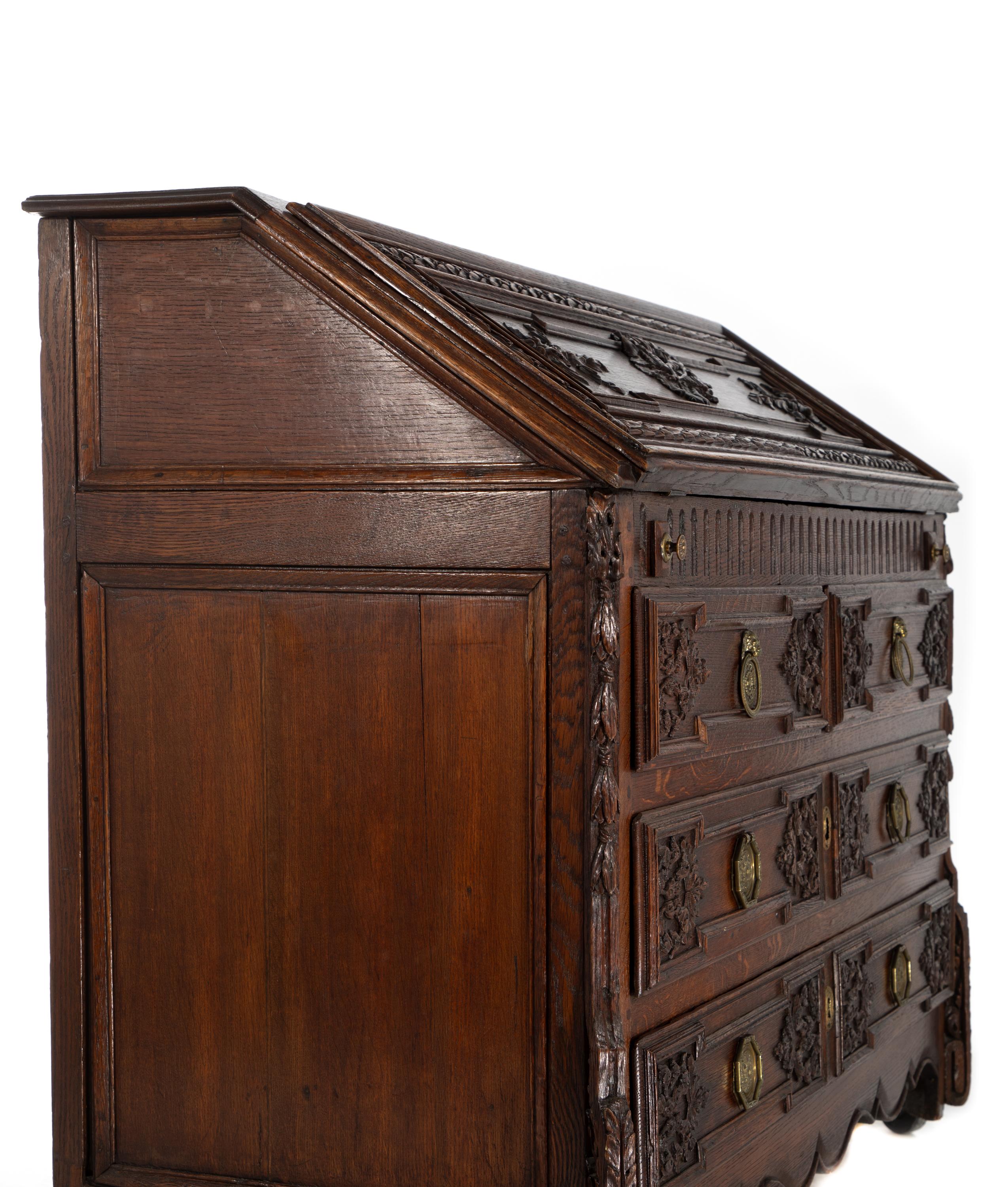 18th Century Oak Drop Front Secretaire For Sale 6