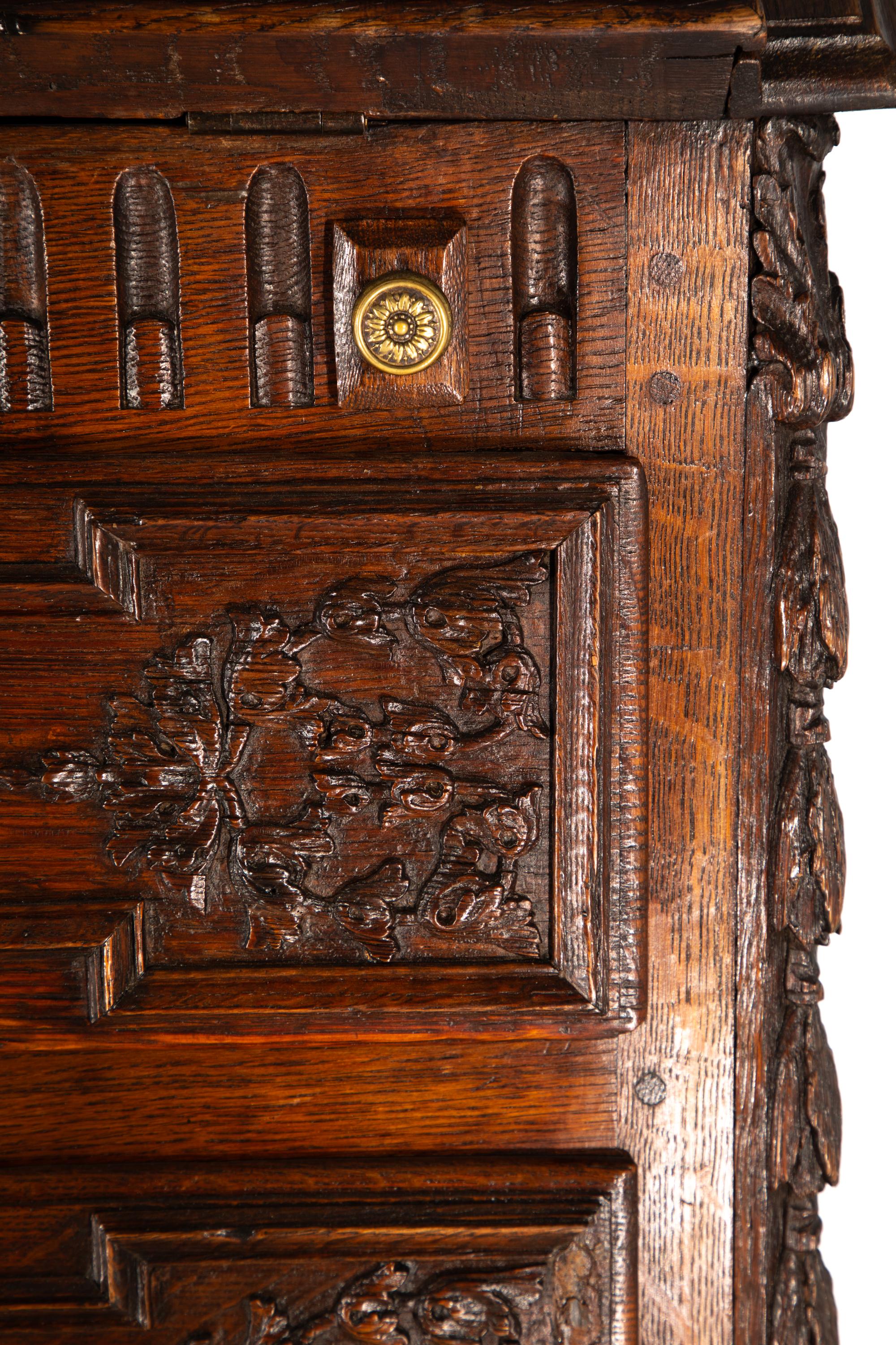 18th Century and Earlier 18th Century Oak Drop Front Secretaire For Sale