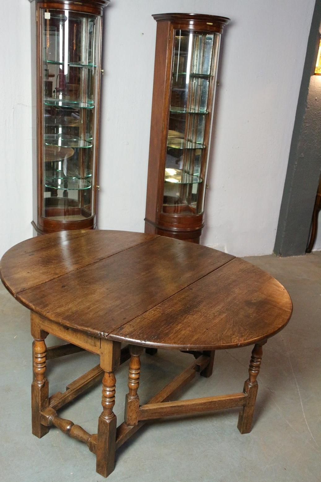 18th Century Oak Drop Leaf Table 2