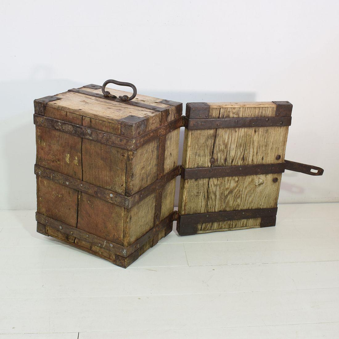 18th Century Oak French Silver Chest Strongbox For Sale 3