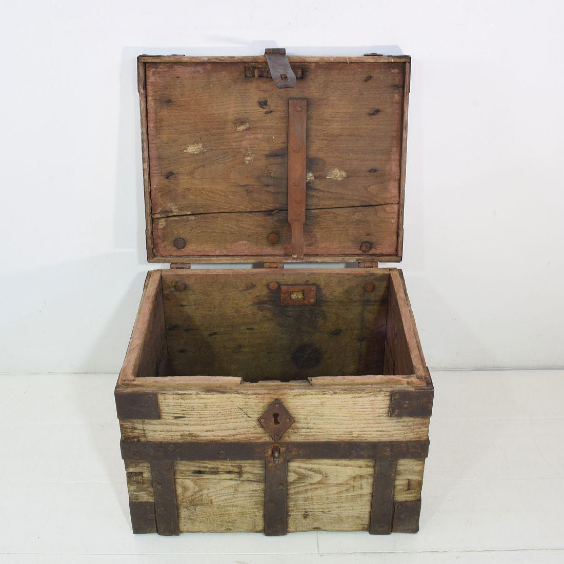 18th Century Oak French Silver Chest Strongbox For Sale 1