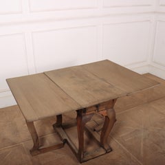 18th Century Oak Gate-leg Table