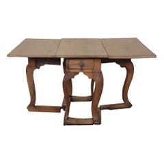 18th Century Oak Gate-leg Table