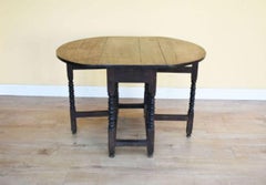 18th Century Oak Gateleg Table