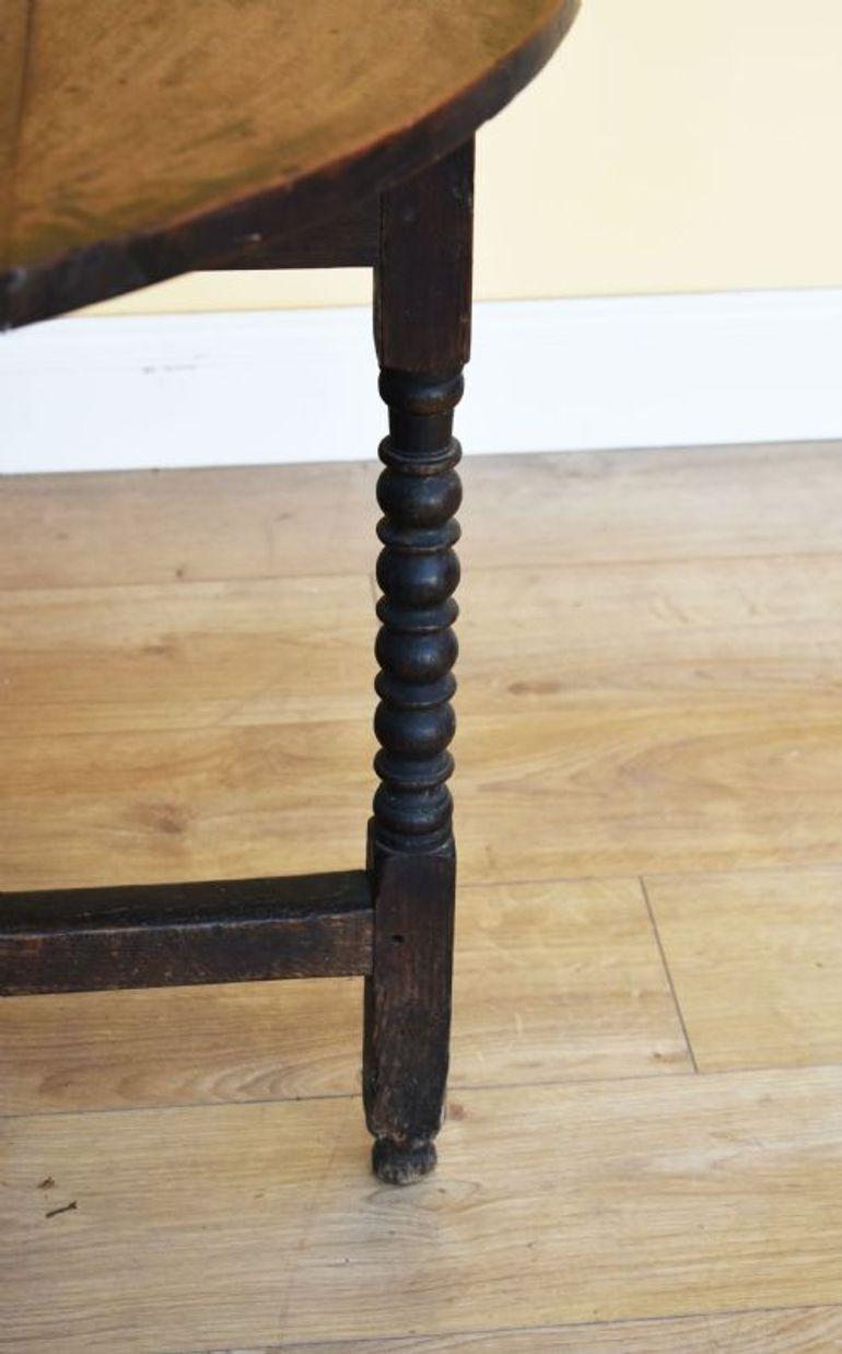 Anglais Table à abattant en Oak du 18e siècle en vente