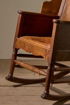 18th century Oak lambing rocking chair