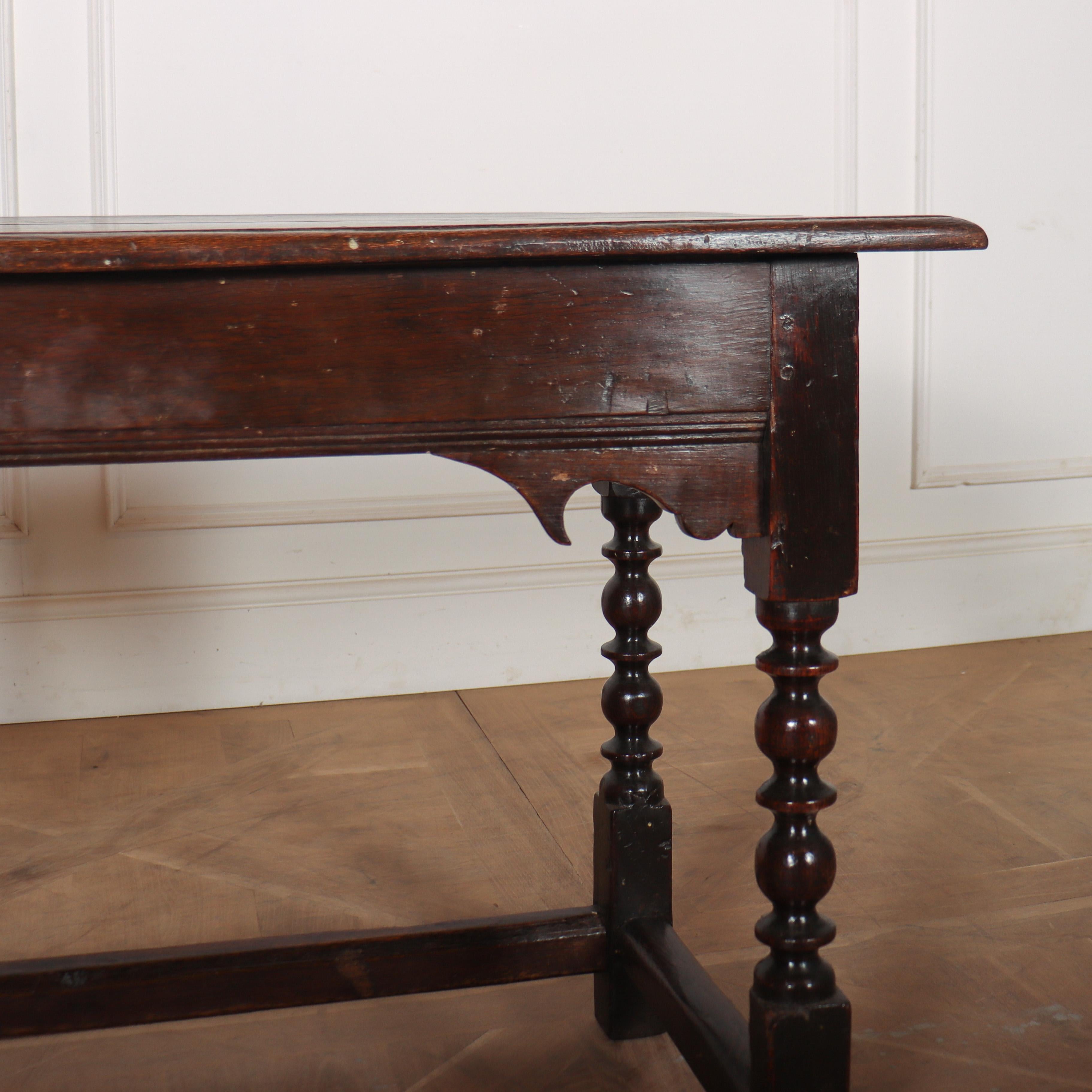 English 18th Century Oak Lamp Table For Sale