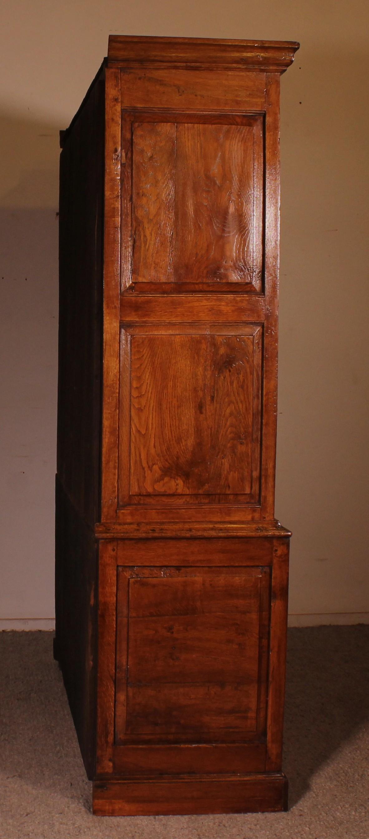 Pressa per il lino in Oak del XVIII secolo in vendita 1