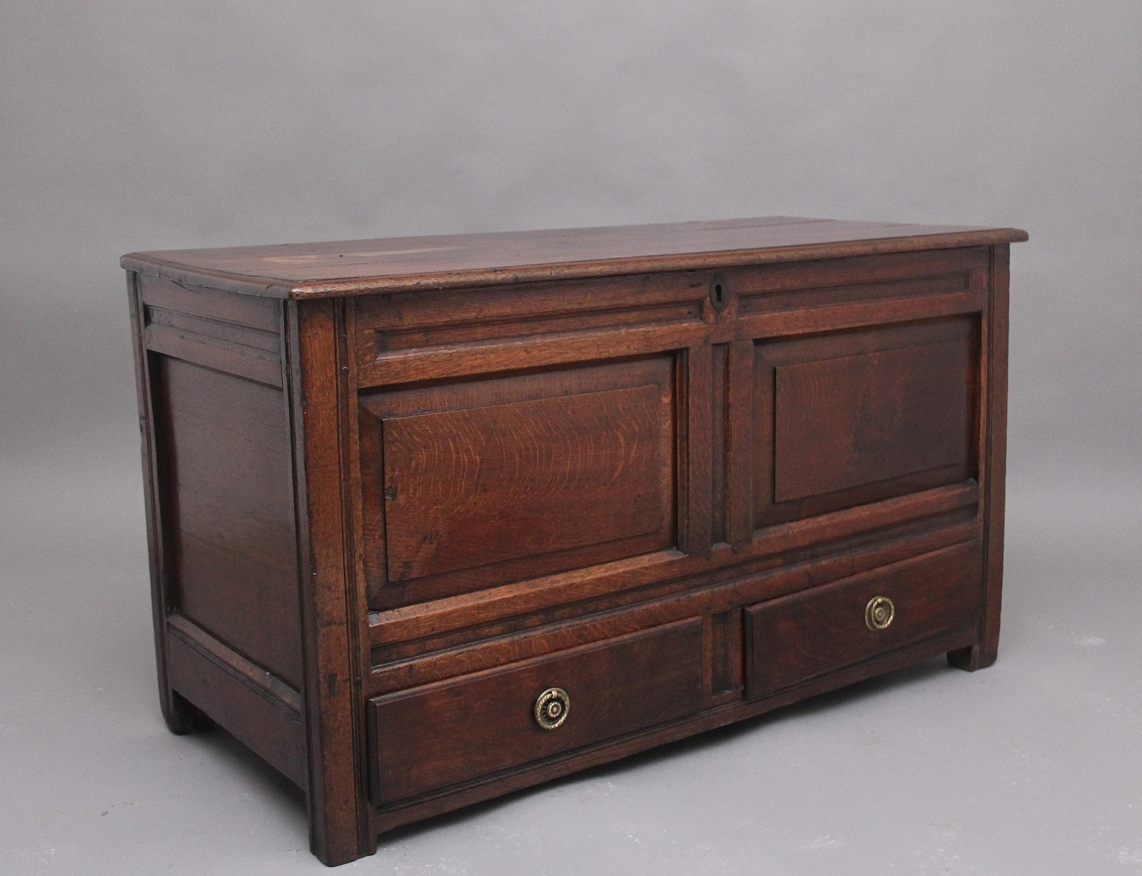 Mid-18th Century 18th Century oak mule chest For Sale
