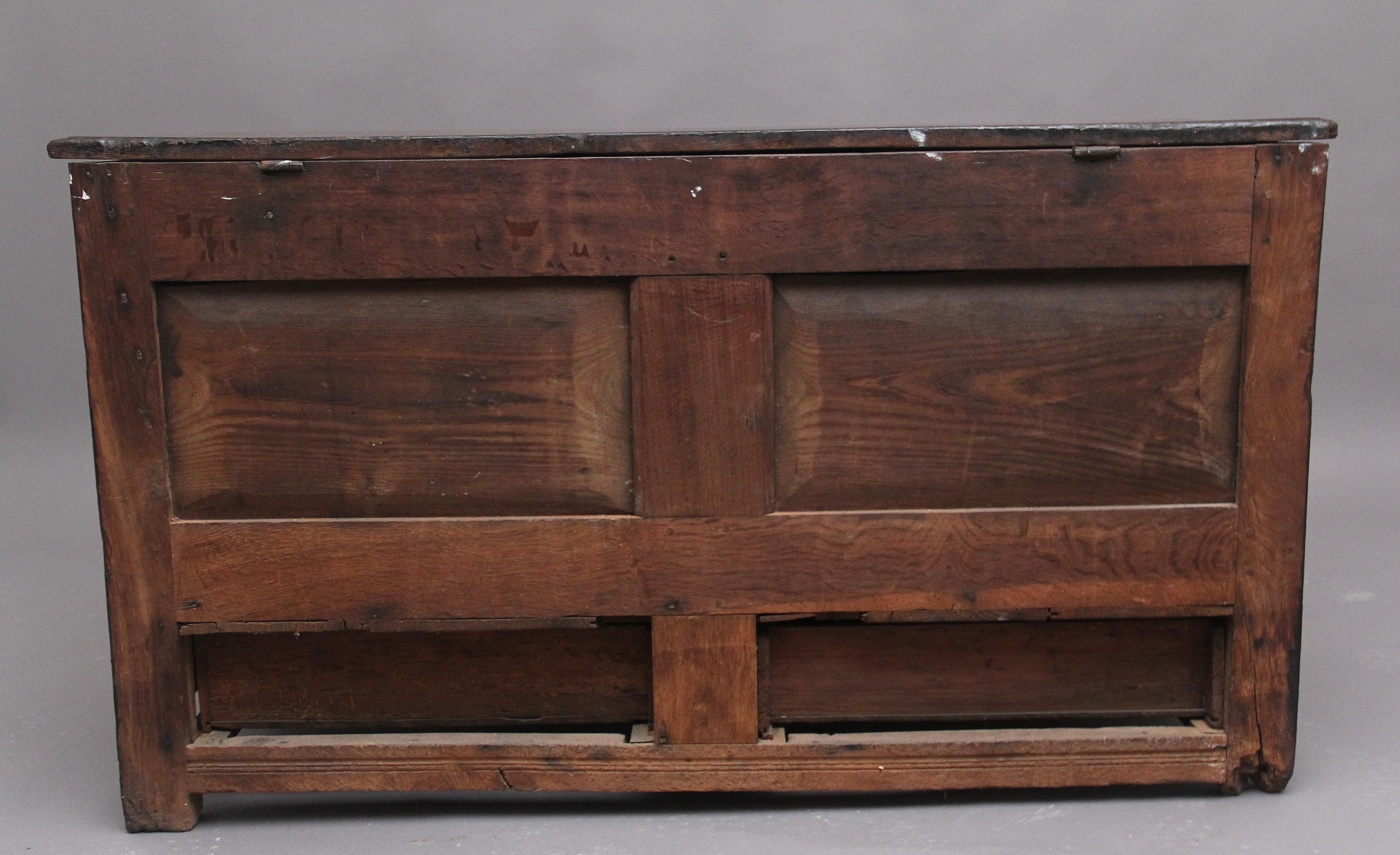 18th Century oak mule chest For Sale 1