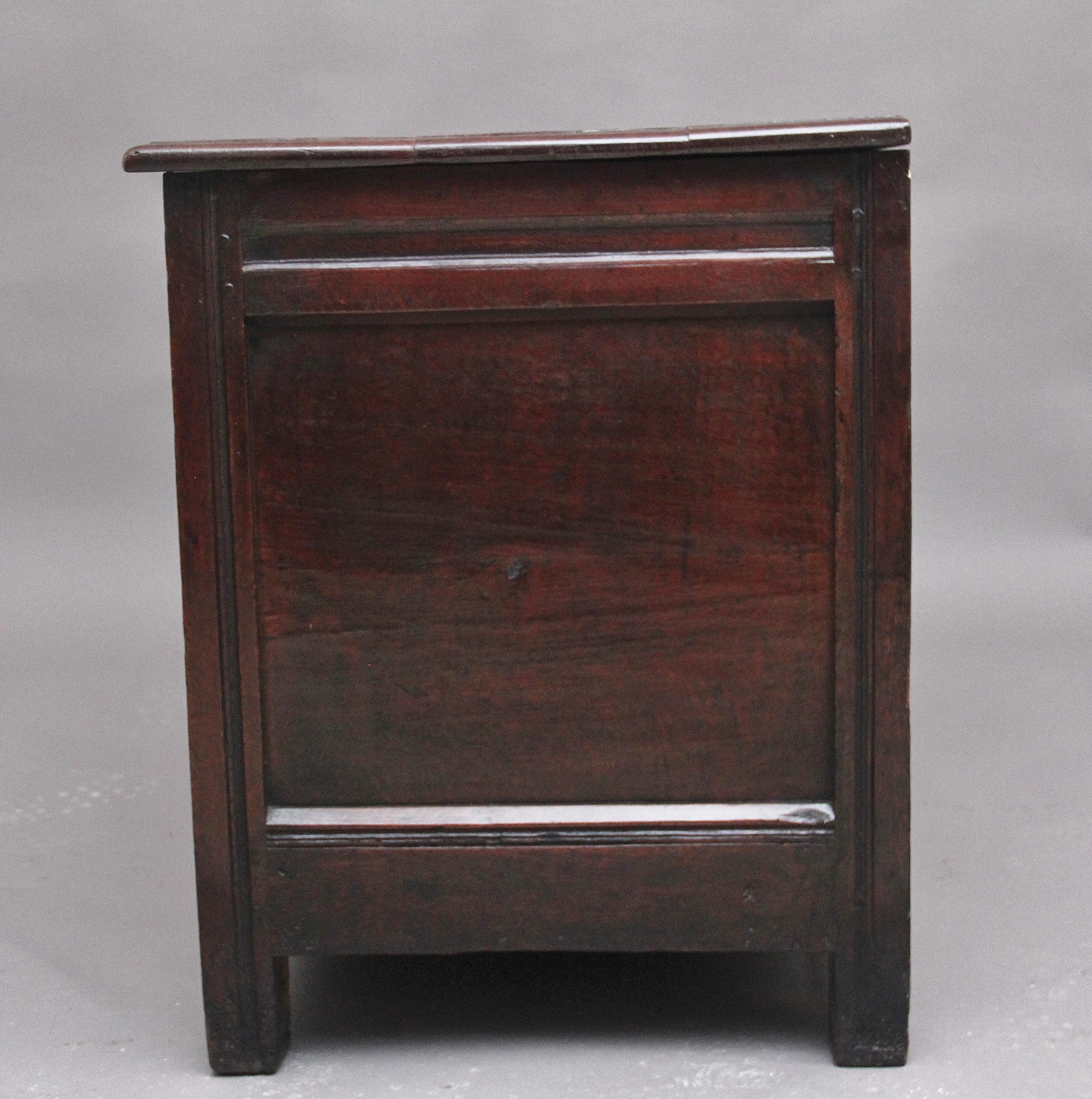 18th Century oak mule chest For Sale 2