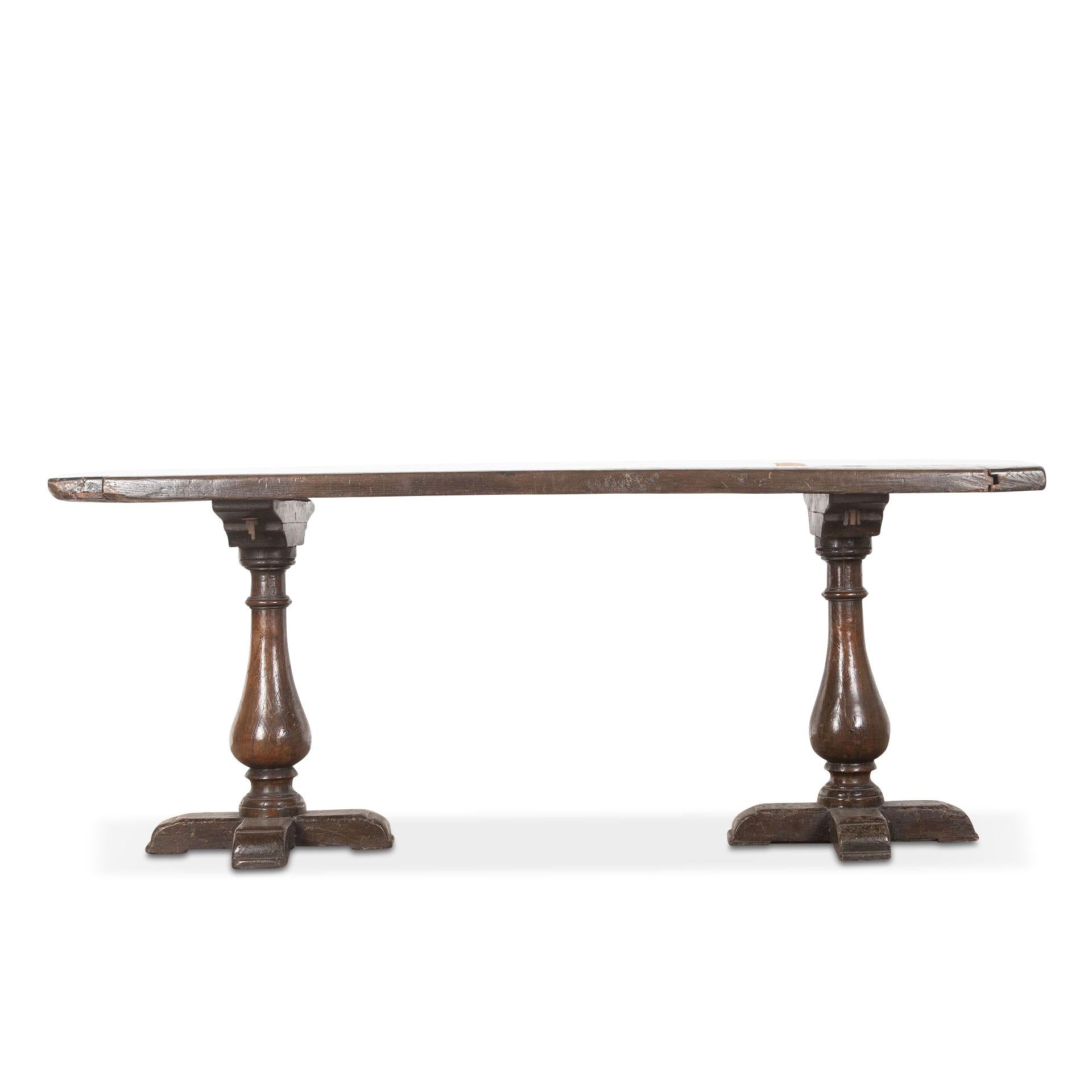 German 18th Century Oak Refectory Table For Sale