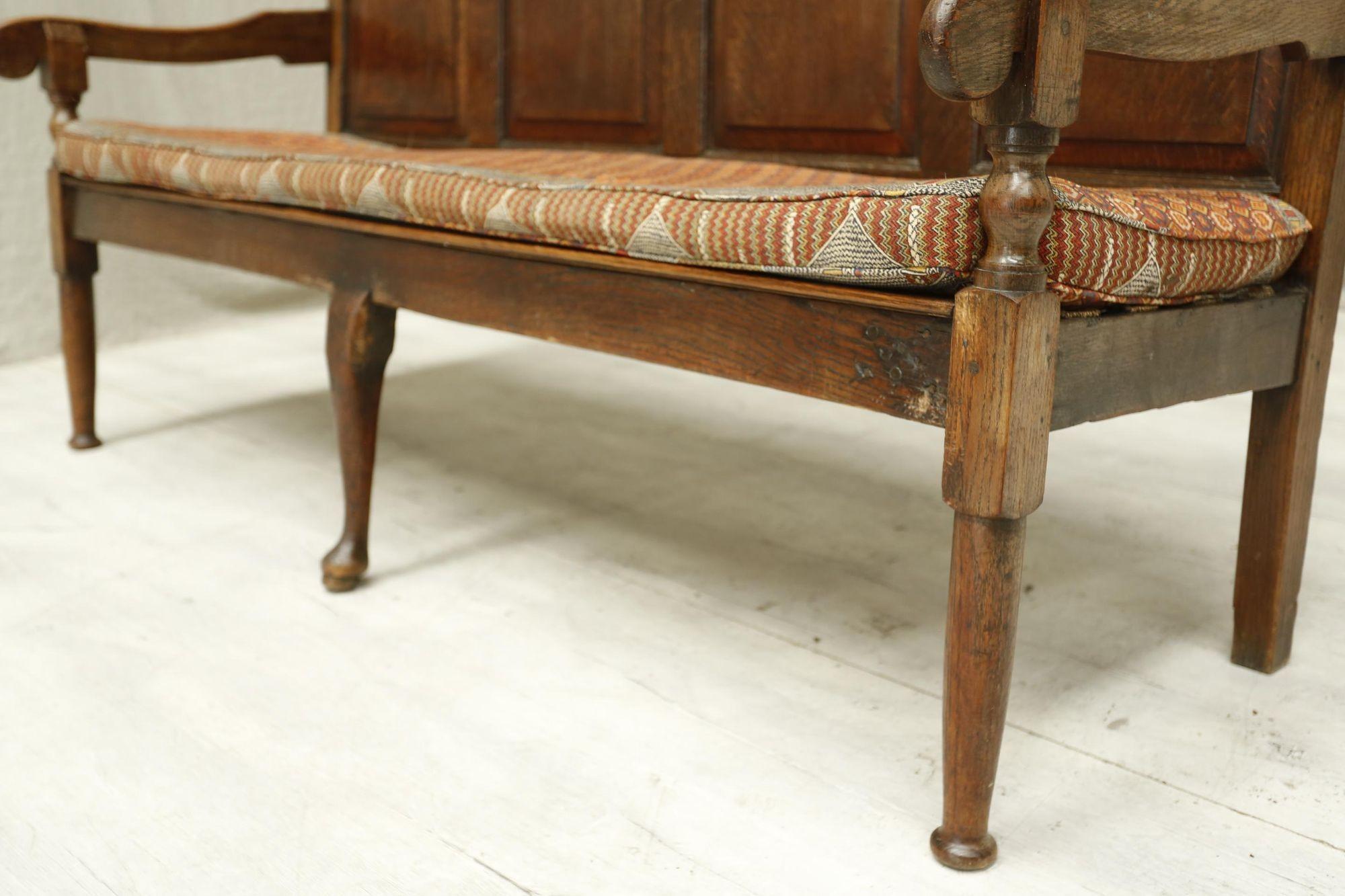 18th Century Oak Settle with Kilim Seat Cushion 2