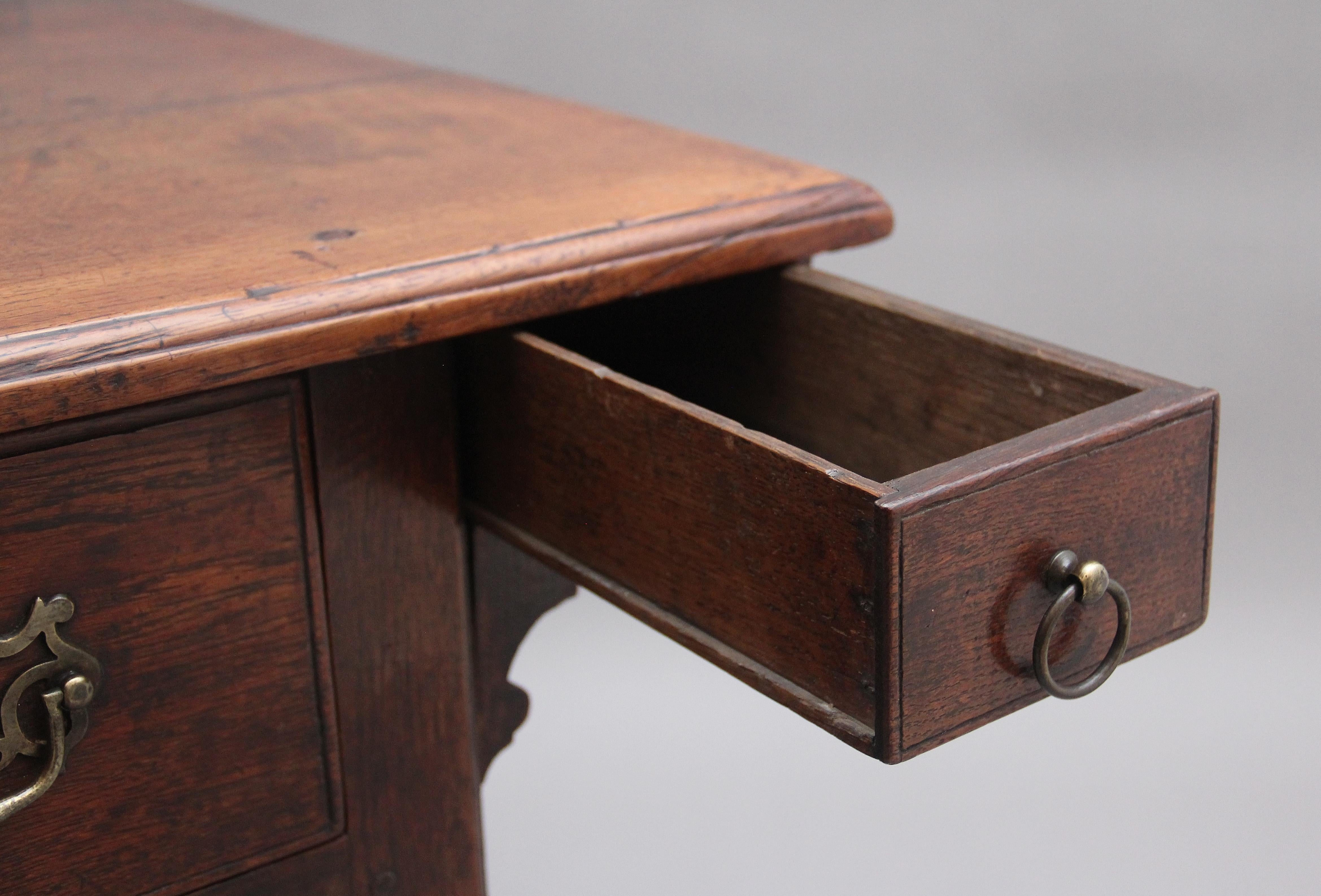 18th Century Oak Side Table For Sale 5