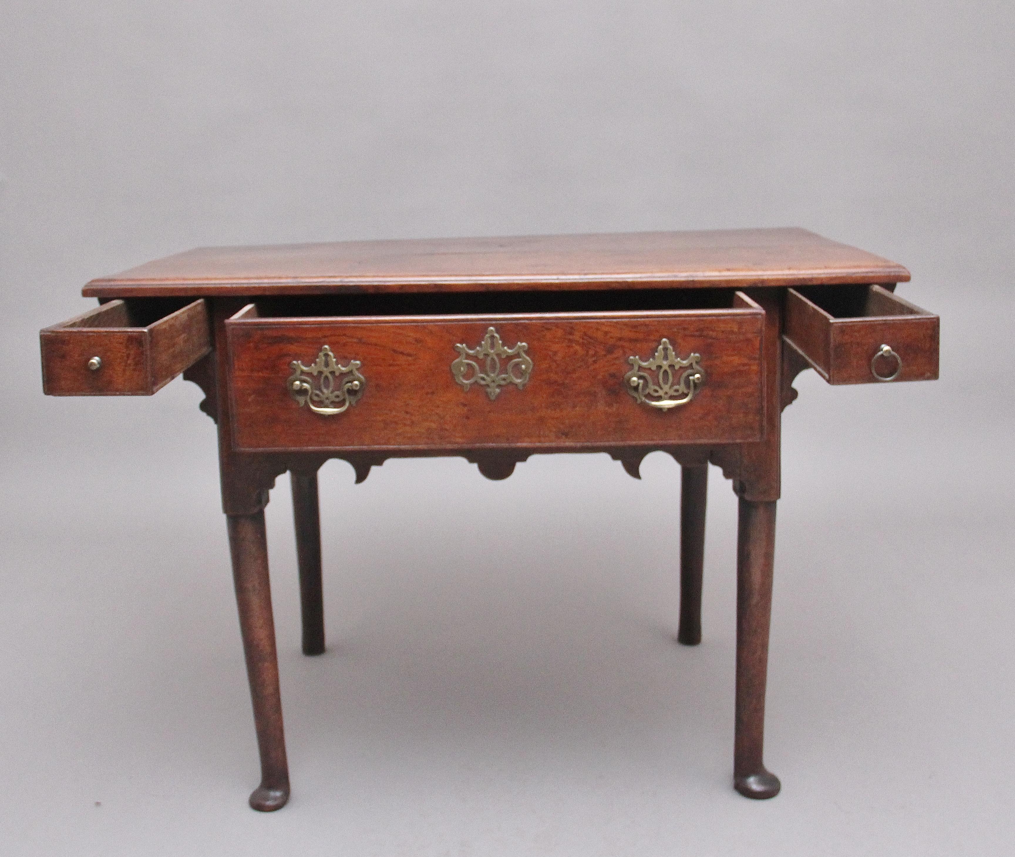 Georgian 18th Century Oak Side Table For Sale