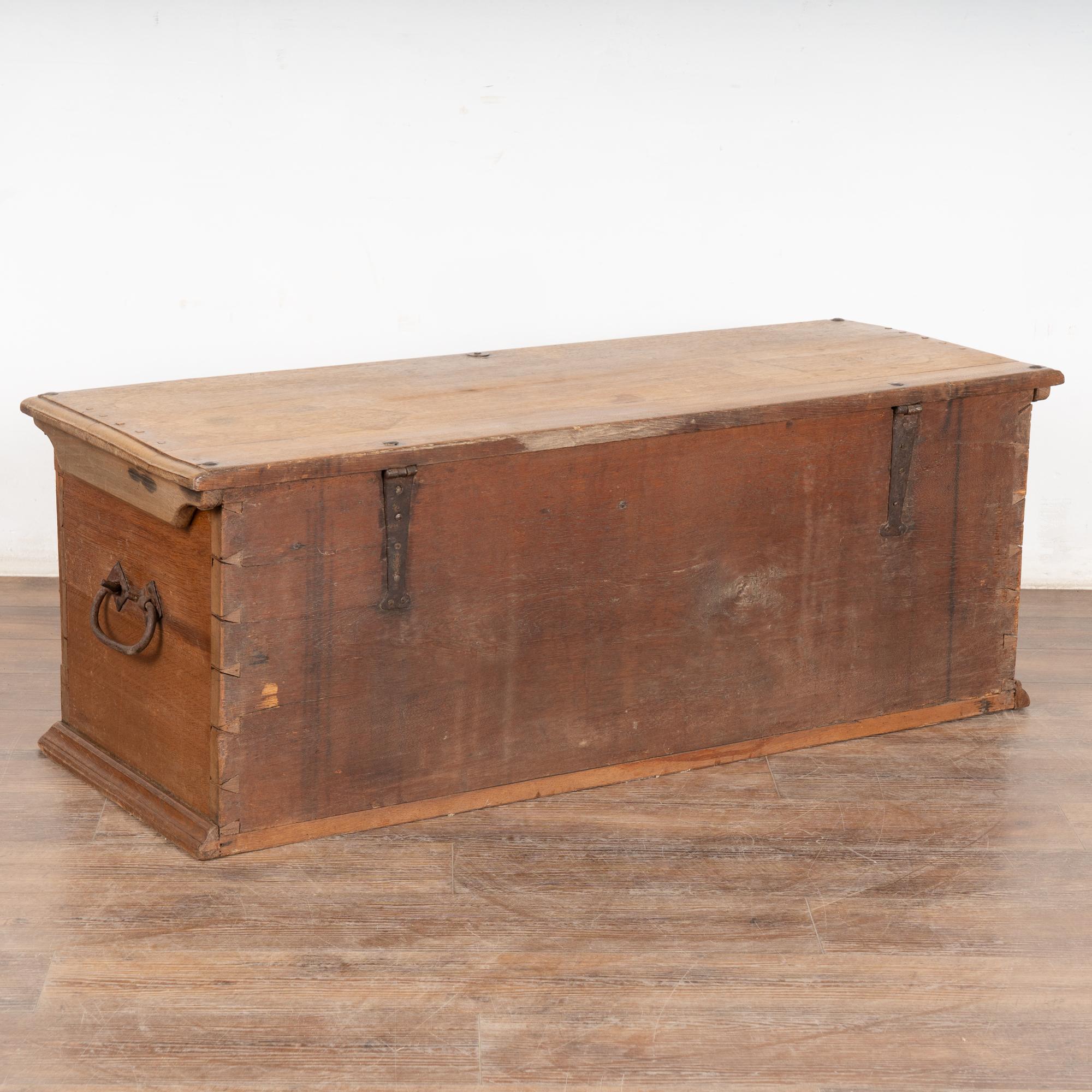 Baule o scrigno in Oak del XVIII secolo, Danimarca in vendita 5