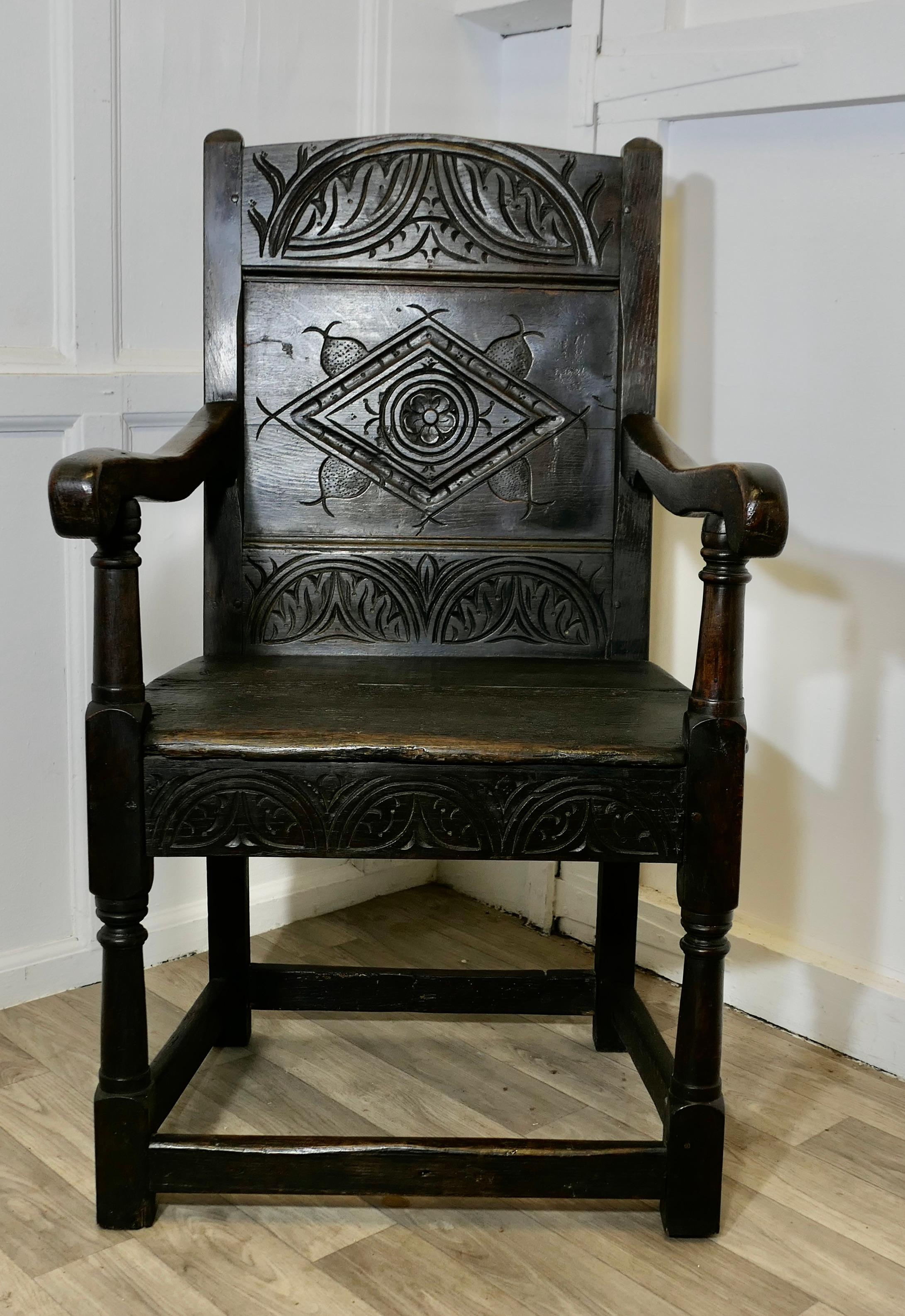 Chaise de salon Wainscot du 18ème siècle

Cette belle chaise présente une sculpture plus tardive sur le dossier, une magnifique patine en dehors de l'assise en planches massives qui a été bien utilisée,  Les robustes accoudoirs en crosse sont