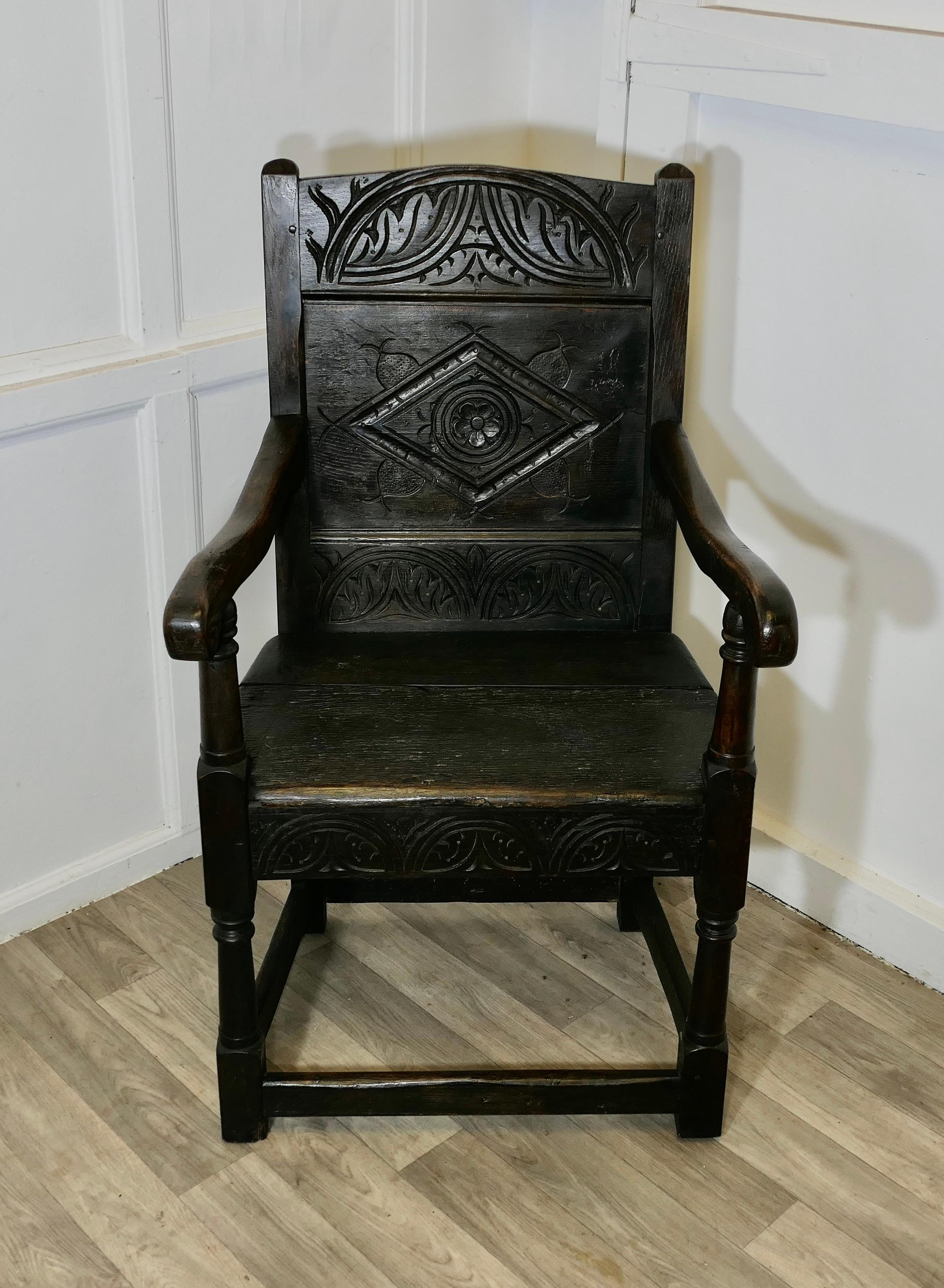 Gothique Chaise de salon Wainscot du 18ème siècle  Cette belle chaise en vente