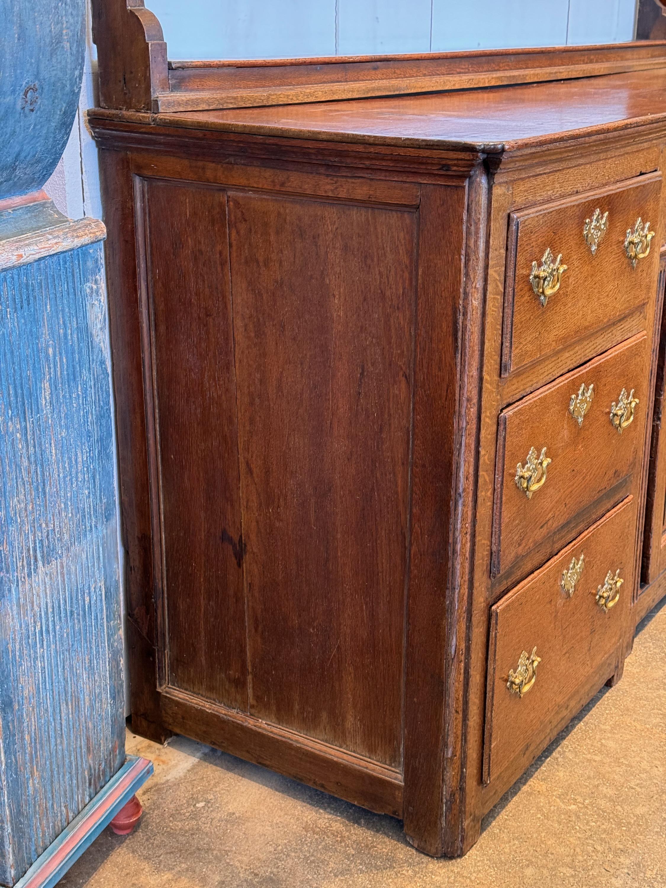 18th Century Oak Welsh Dresser For Sale 7