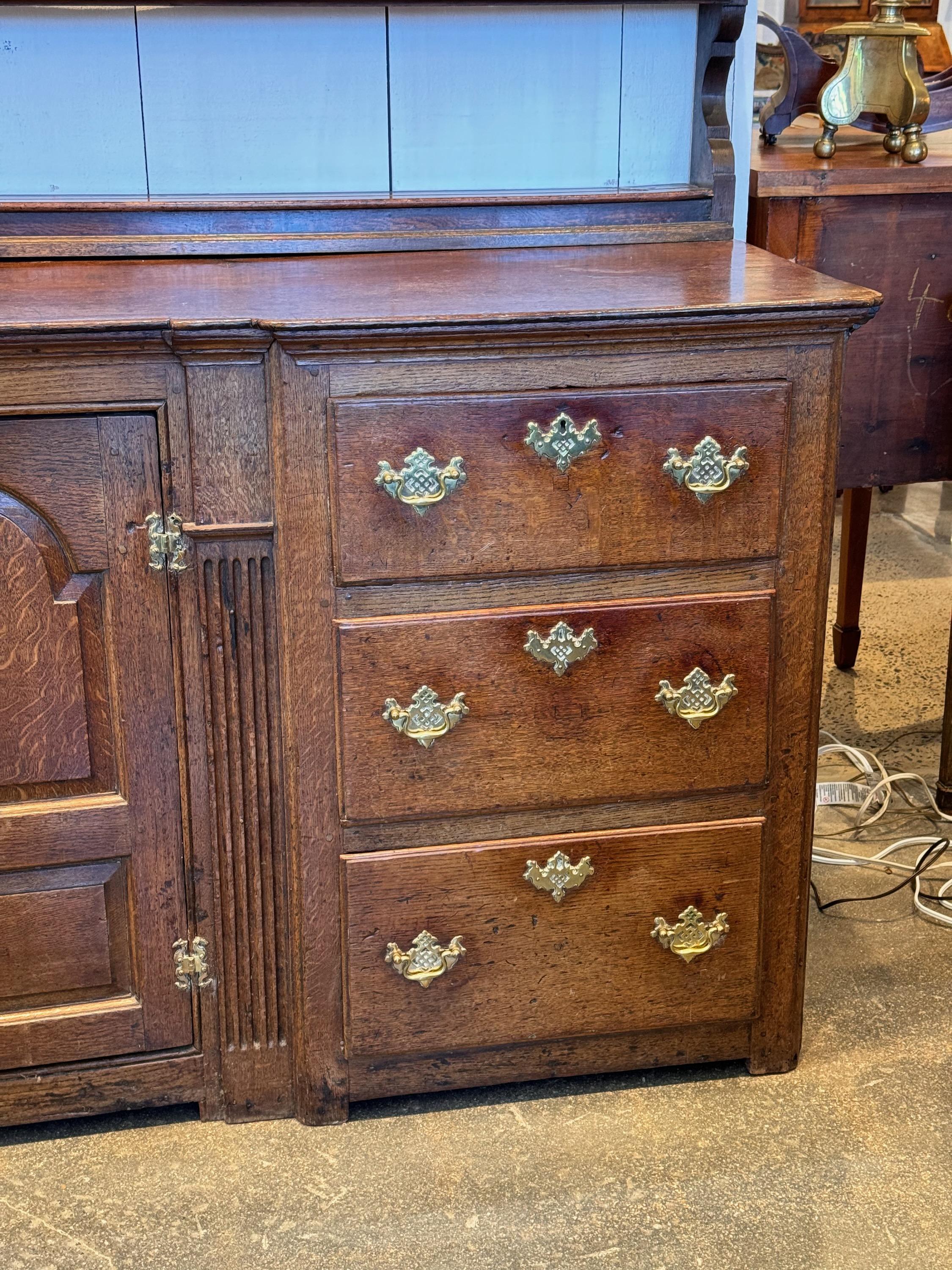 18th Century and Earlier 18th Century Oak Welsh Dresser For Sale