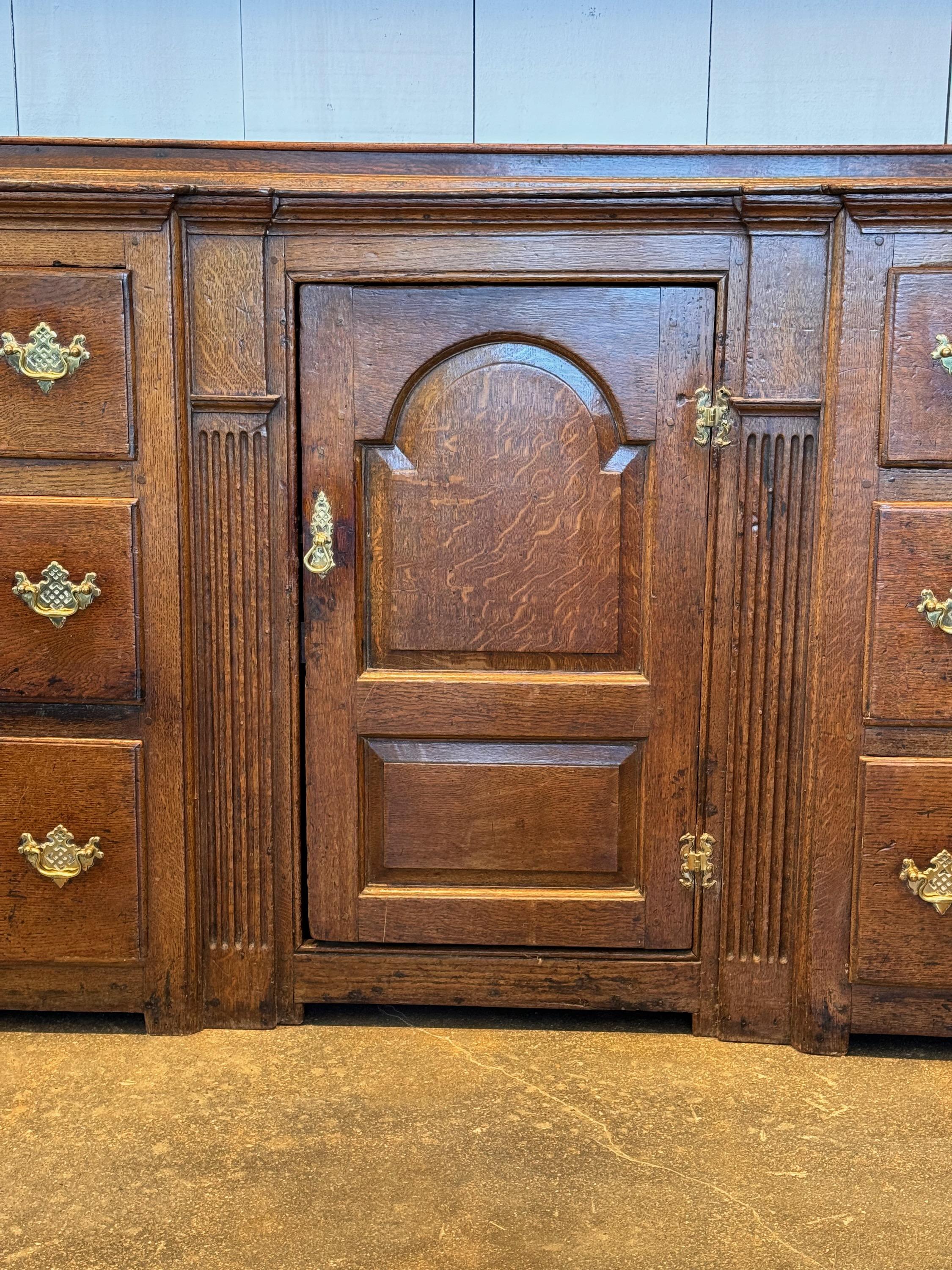18th Century Oak Welsh Dresser For Sale 2