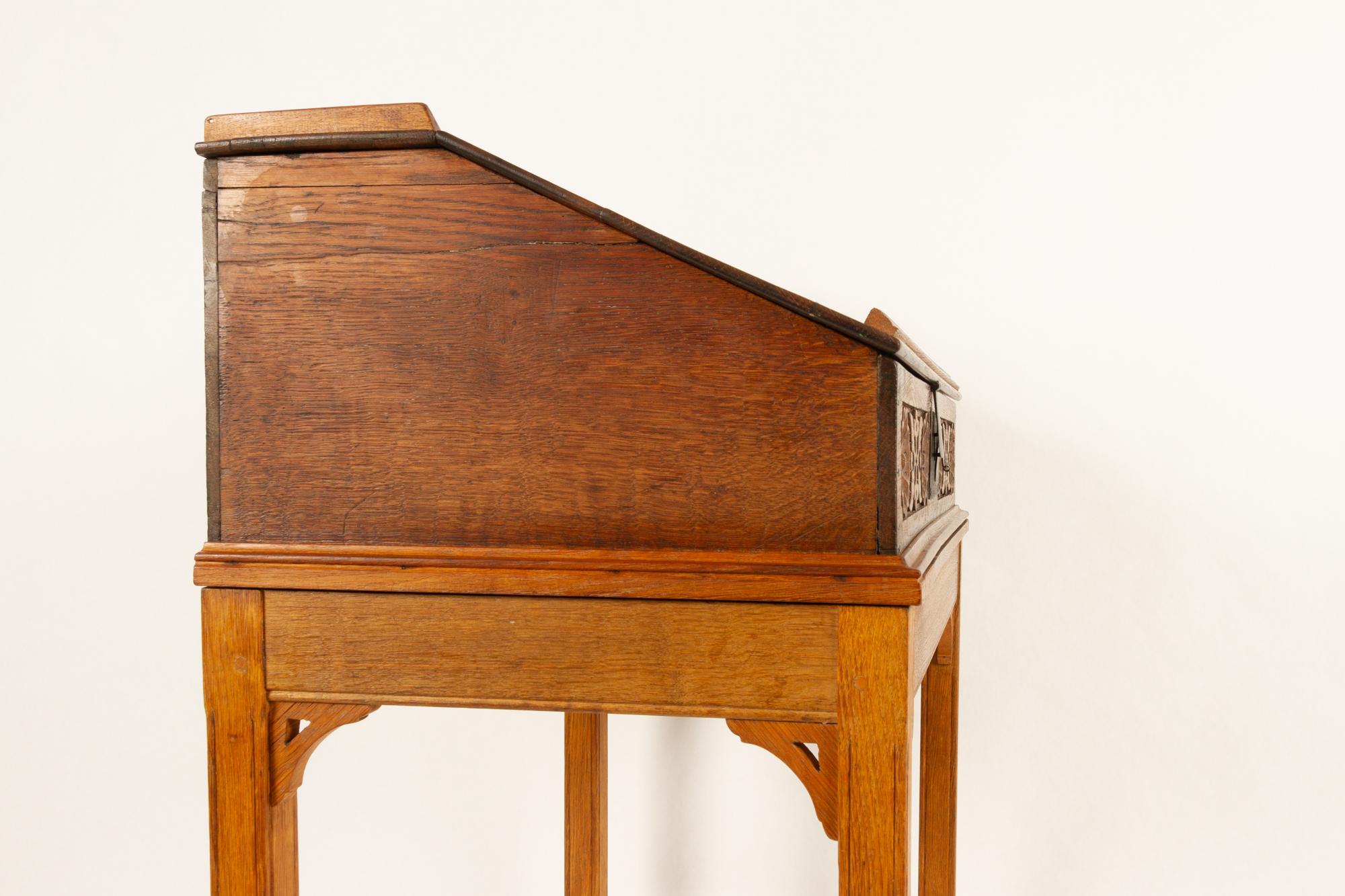 18th Century Oak Writing Desk at 1stDibs | oak writing table