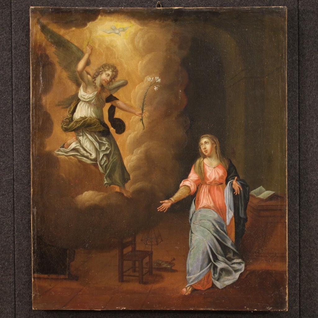 Ancient Italian painting from the 18th century. Oil on canvas framework depicting a religious subject Annunciation of good pictorial quality. Painting of nice size and pleasant impact for antique dealers, interior decorators and collectors of
