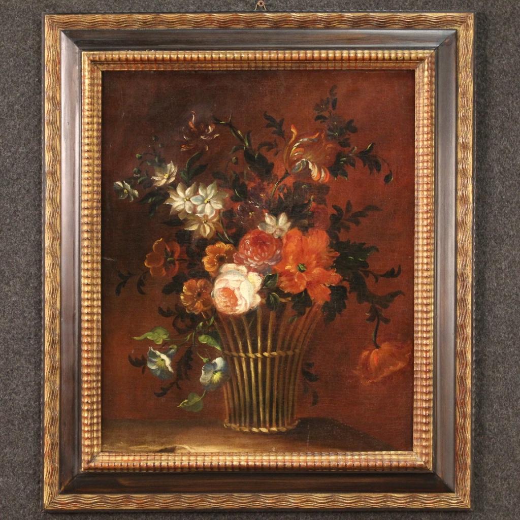 Peinture française de la fin du 18e siècle. Cadre à l'huile sur toile représentant une nature morte au panier avec des fleurs, de bonne qualité picturale. Tableau de belle taille et de décor agréable avec un cadre moderne en bois et plâtre, ciselé,