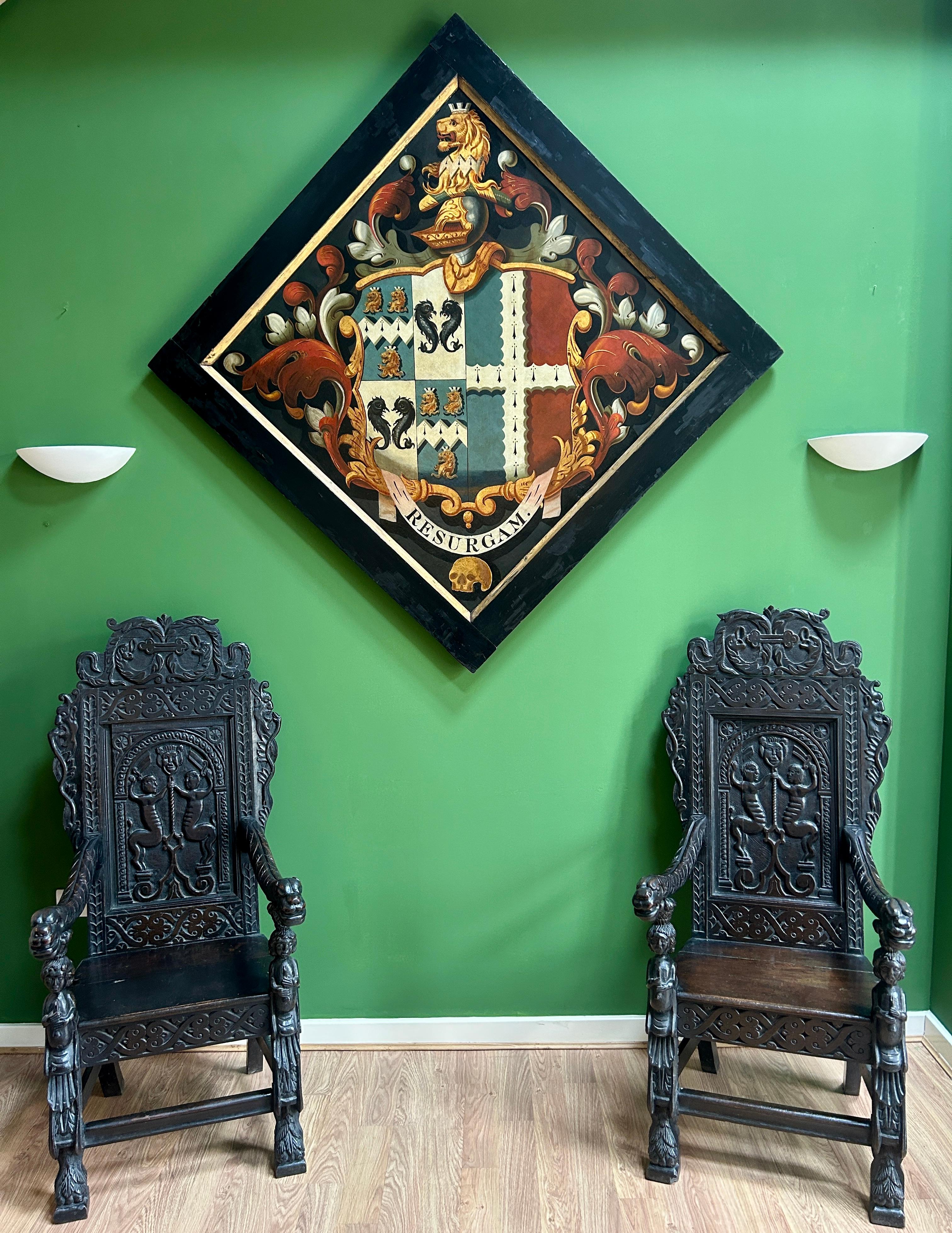 18th Century Oil on Canvas Heraldic Funerary Hatchment Painting (Handgeschnitzt) im Angebot