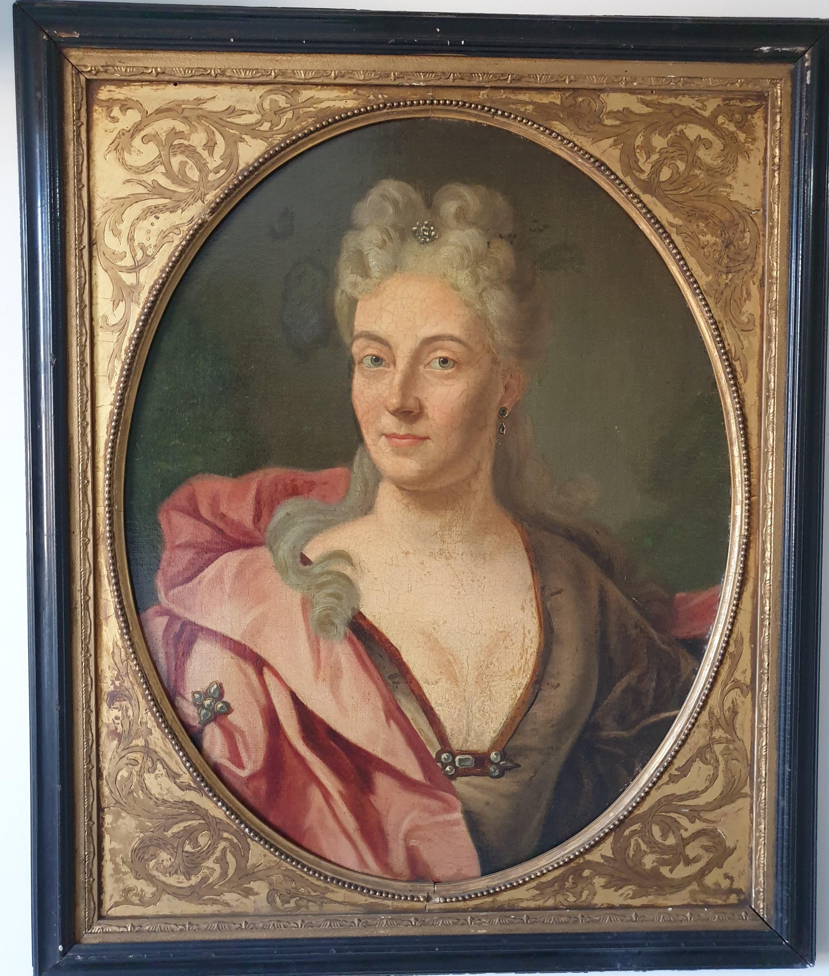 School of Largillierre, Portrait of a Lady of the Verheyden Family. The original frame is black lacquered wood with gilt insert.
Nicolas de Largilliere (1656-1746), was born in Paris, then moved to Antwerp at the age of three. At the age of eighteen
