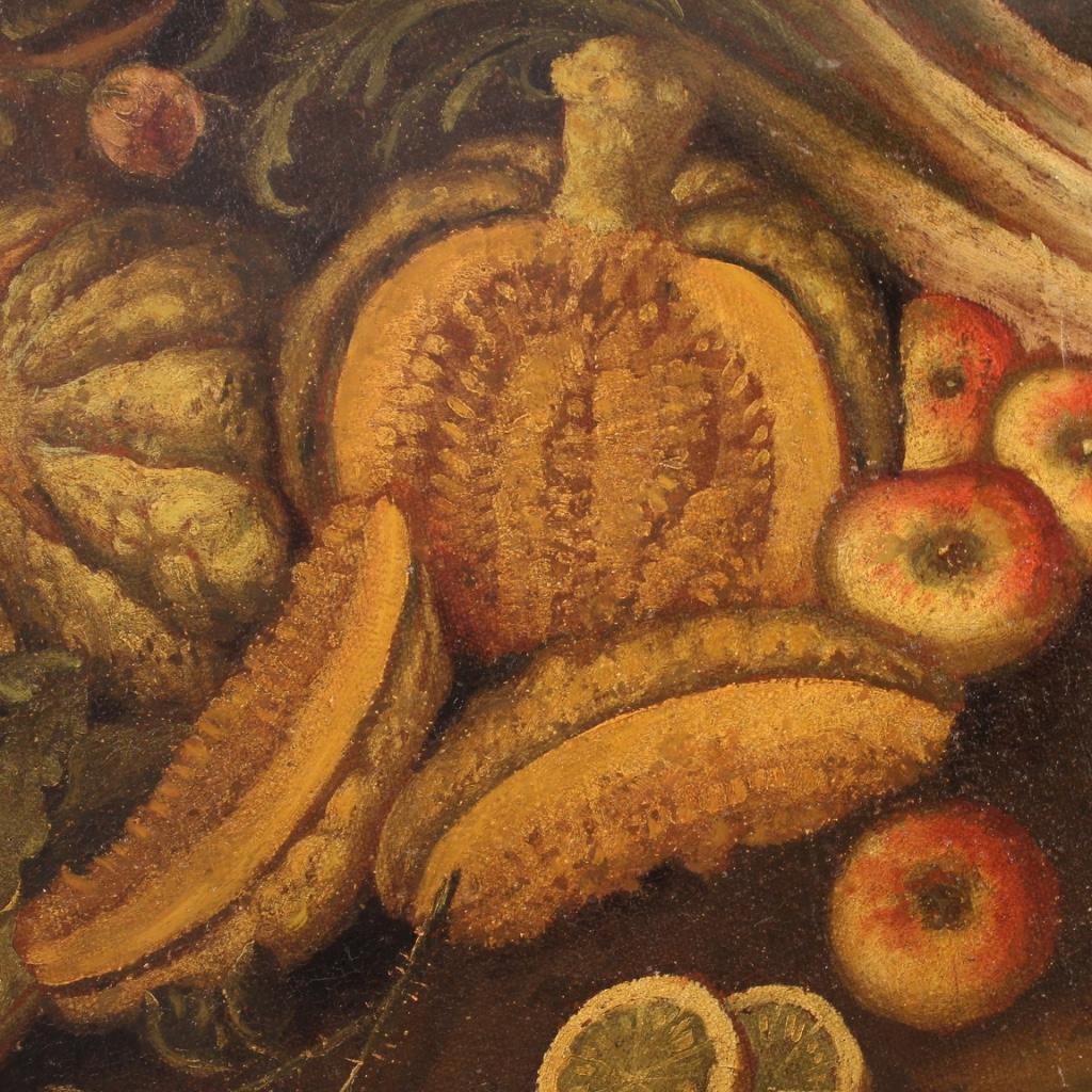Huile sur toile ovale italienne du 18ème siècle - Nature morte ancienne, nature ovale, 1740 État moyen - En vente à Vicoforte, Piedmont