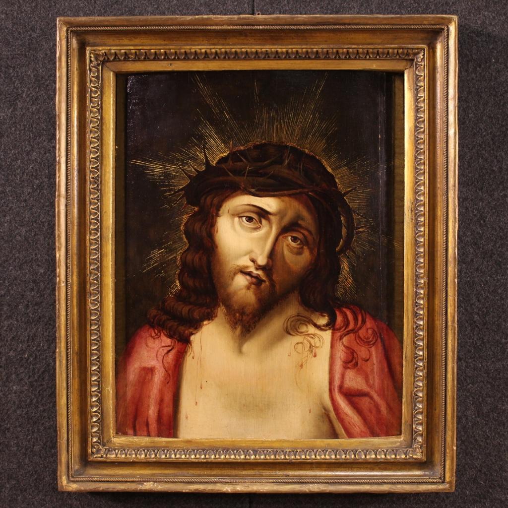 Antique Flemish painting from the first half of the 18th century. Framework oil on oak panel with a slightly curved shape (see photo) depicting Ecce Homo of excellent pictorial quality. Religious painting of good size and pleasant impact, for