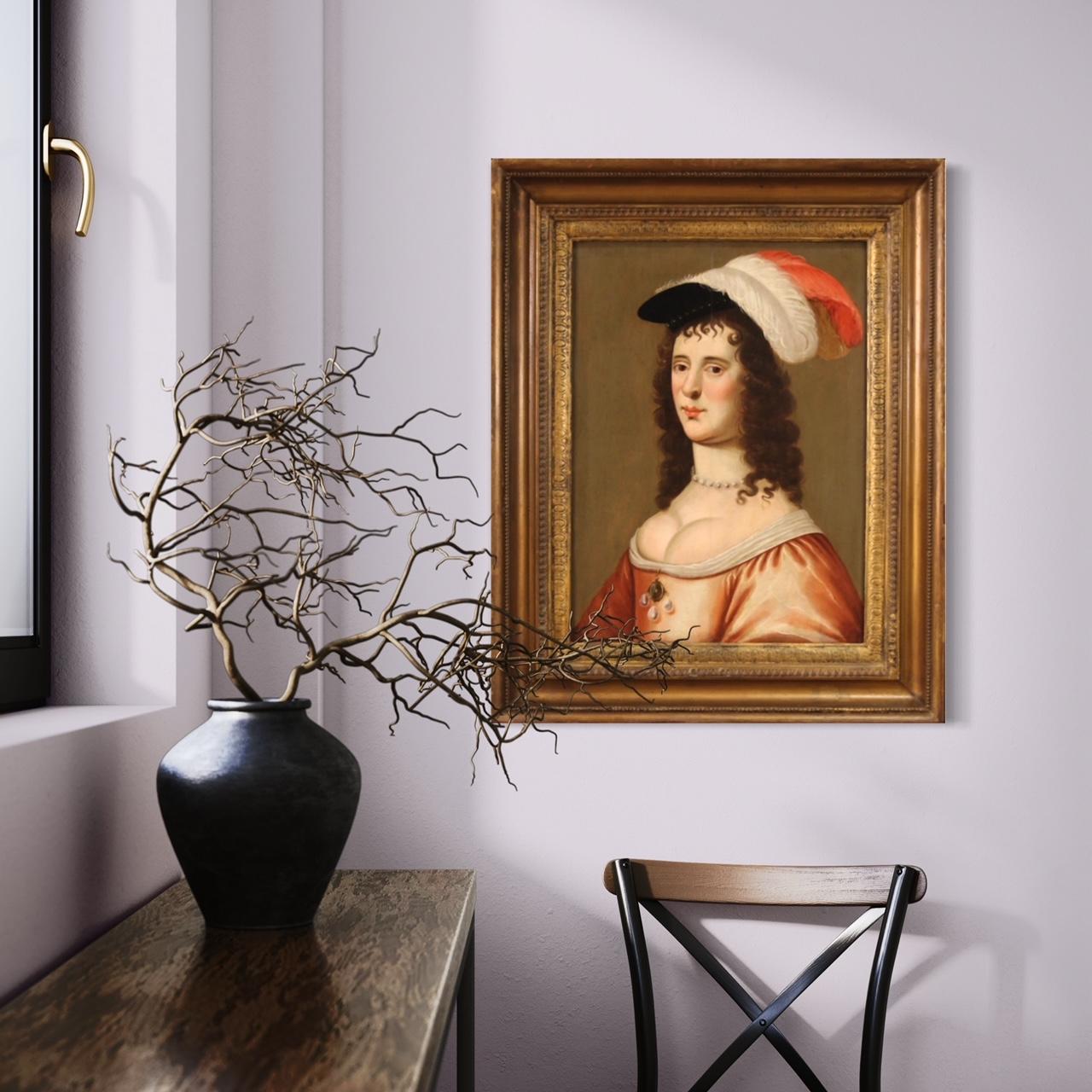Antique Flemish painting from the 18th century. Framework oil on panel depicting a portrait of a noblewoman with a plumed hat of good pictorial quality. 20th century frame in wood and plaster, carved and gilded, (bronze tint) of pleasant decoration