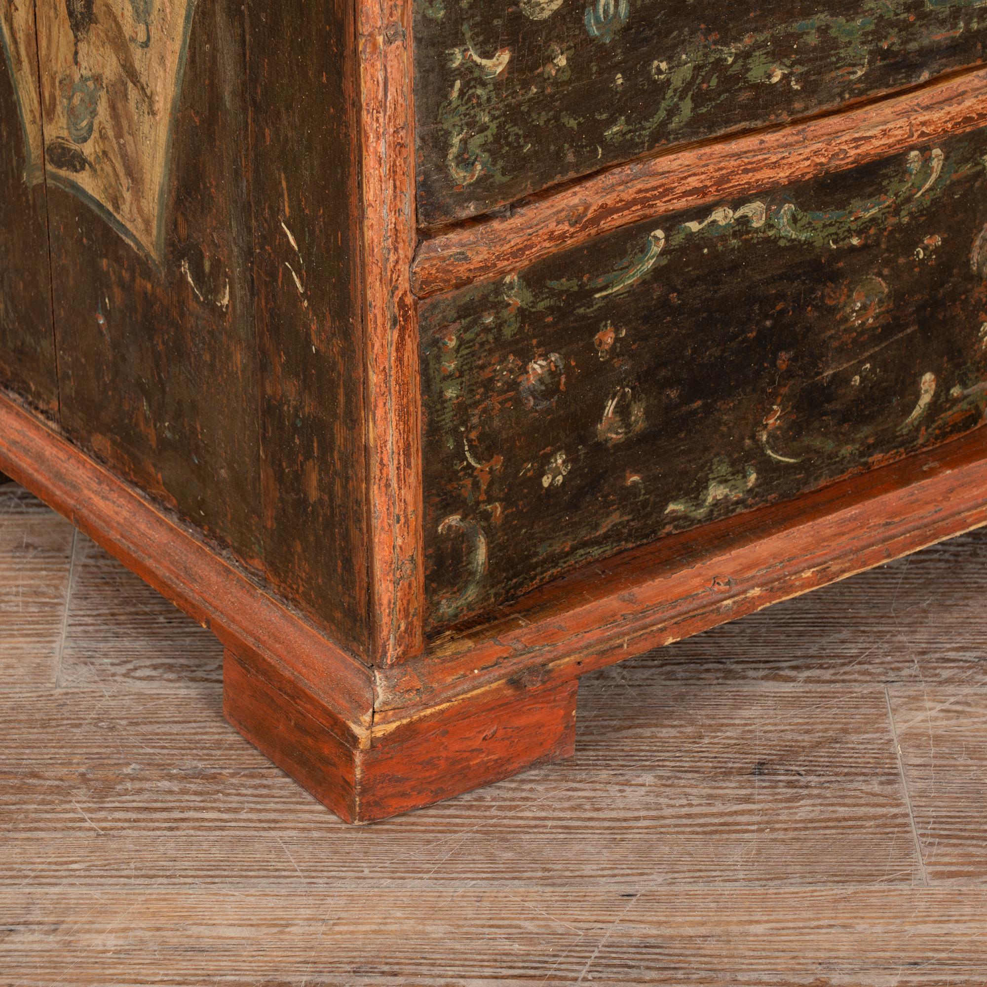 18th Century Original Painted Large Pine Chest of Four Drawers, Denmark For Sale 3