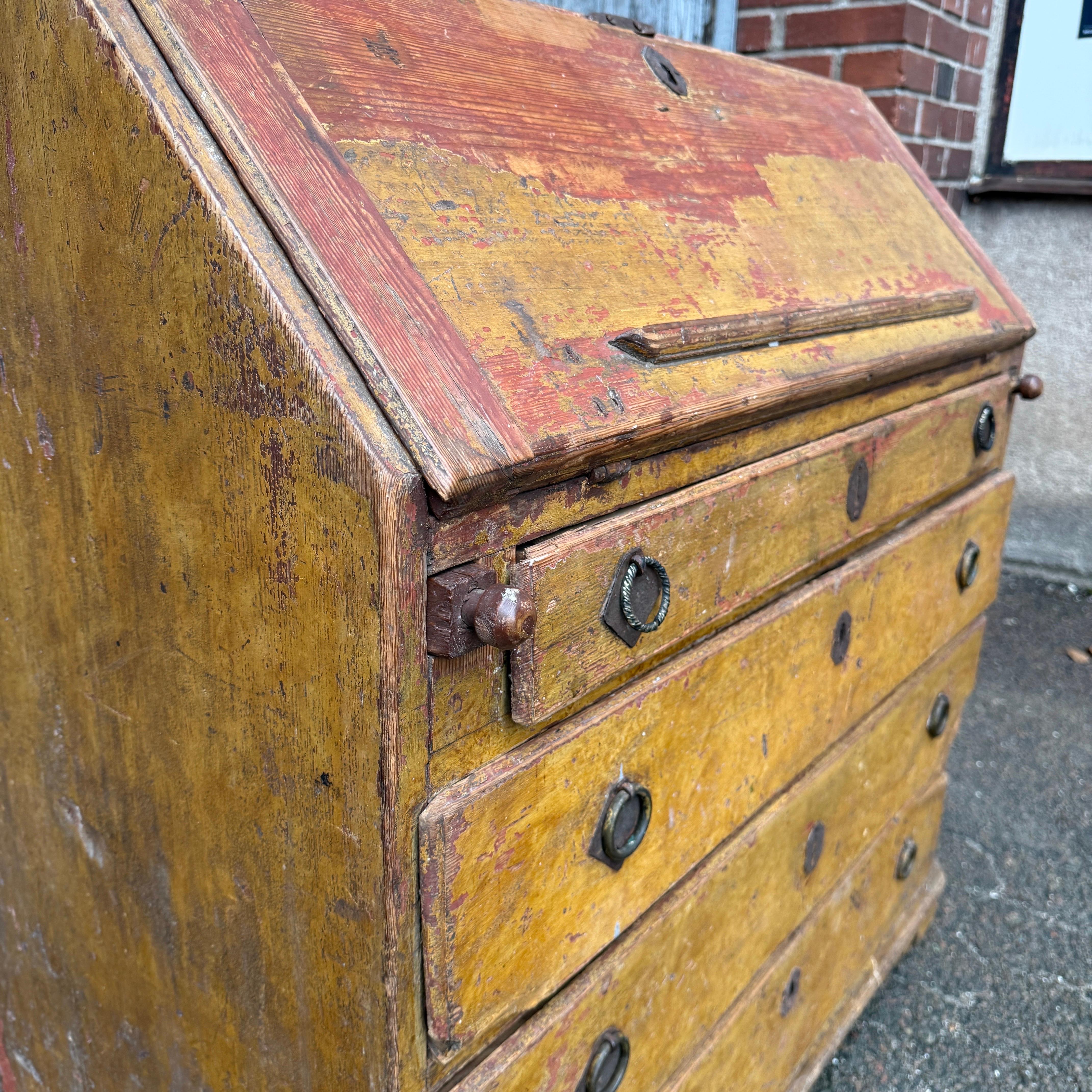 18. Jahrhundert Original bemalter Schreibtisch Sekretär, Schweden im Angebot 9