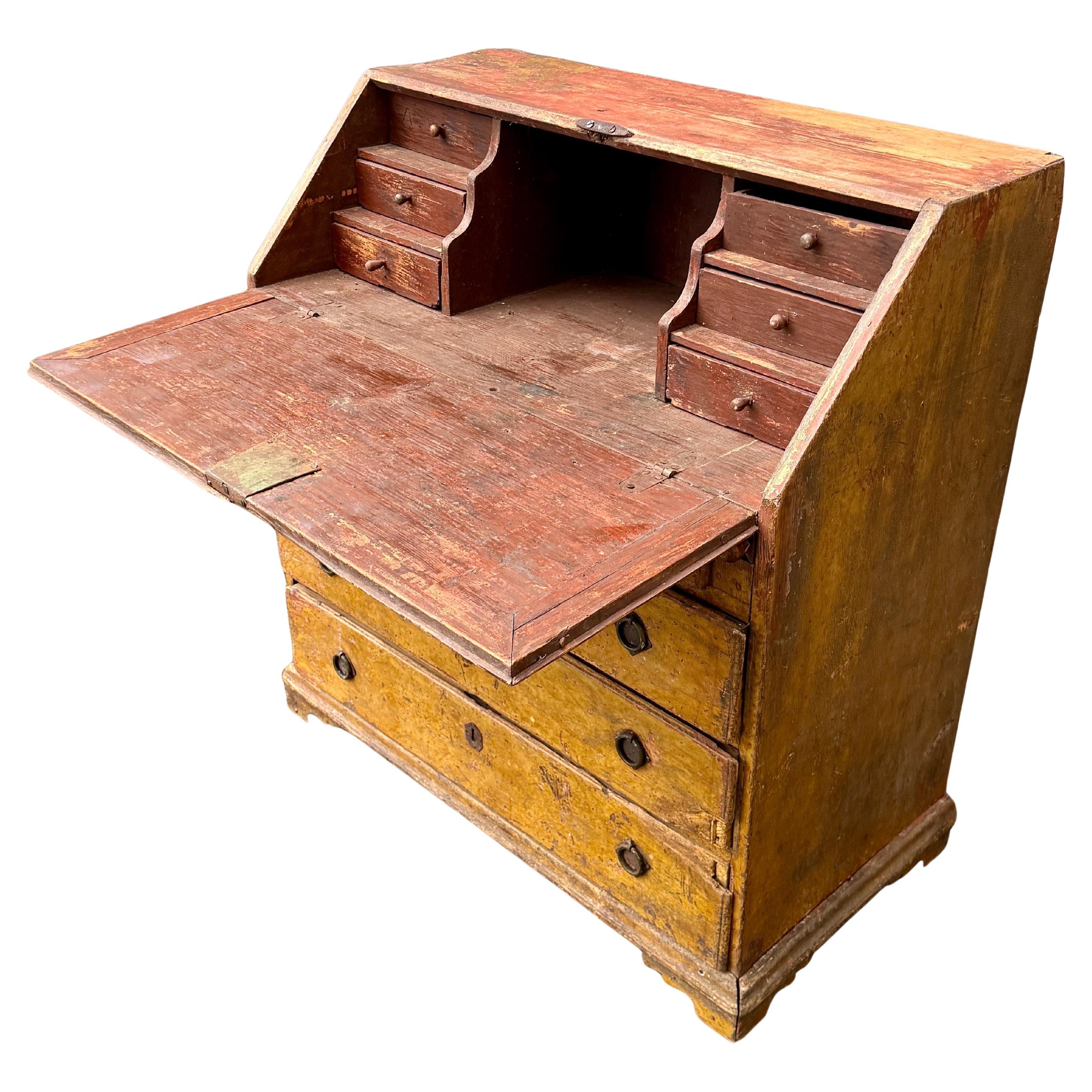 18. Jahrhundert Original bemalter Schreibtisch Sekretär, Schweden (Schwedisch) im Angebot