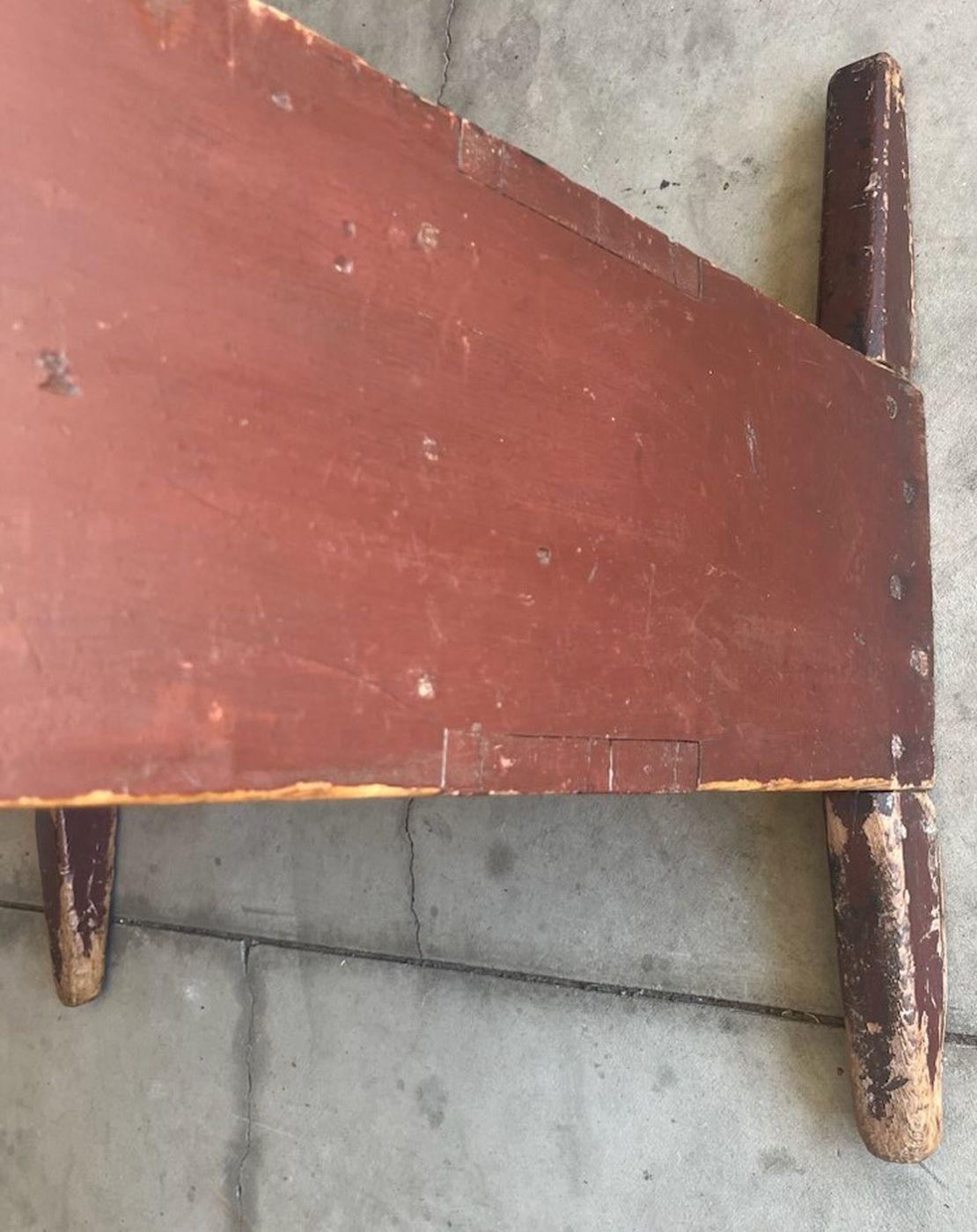 18th Century Original Red Painted Hutch Table For Sale 1