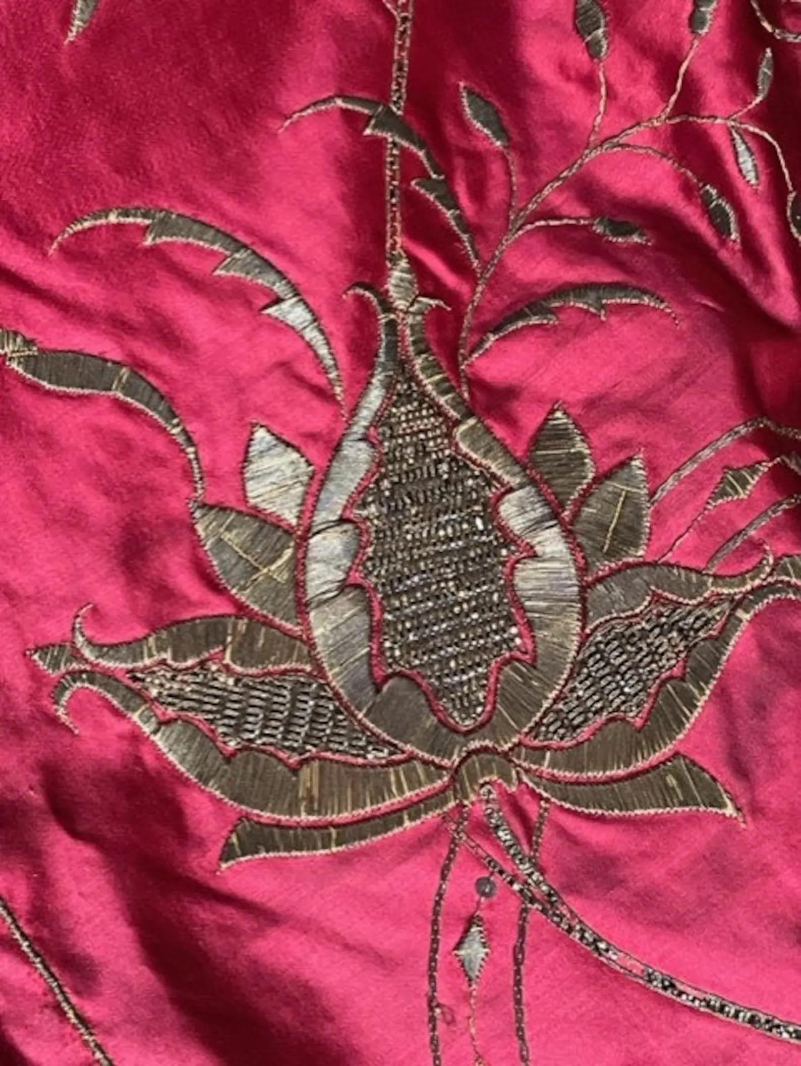 Late 18th Century 18th Century Ottoman Embroidery Cover For Sale
