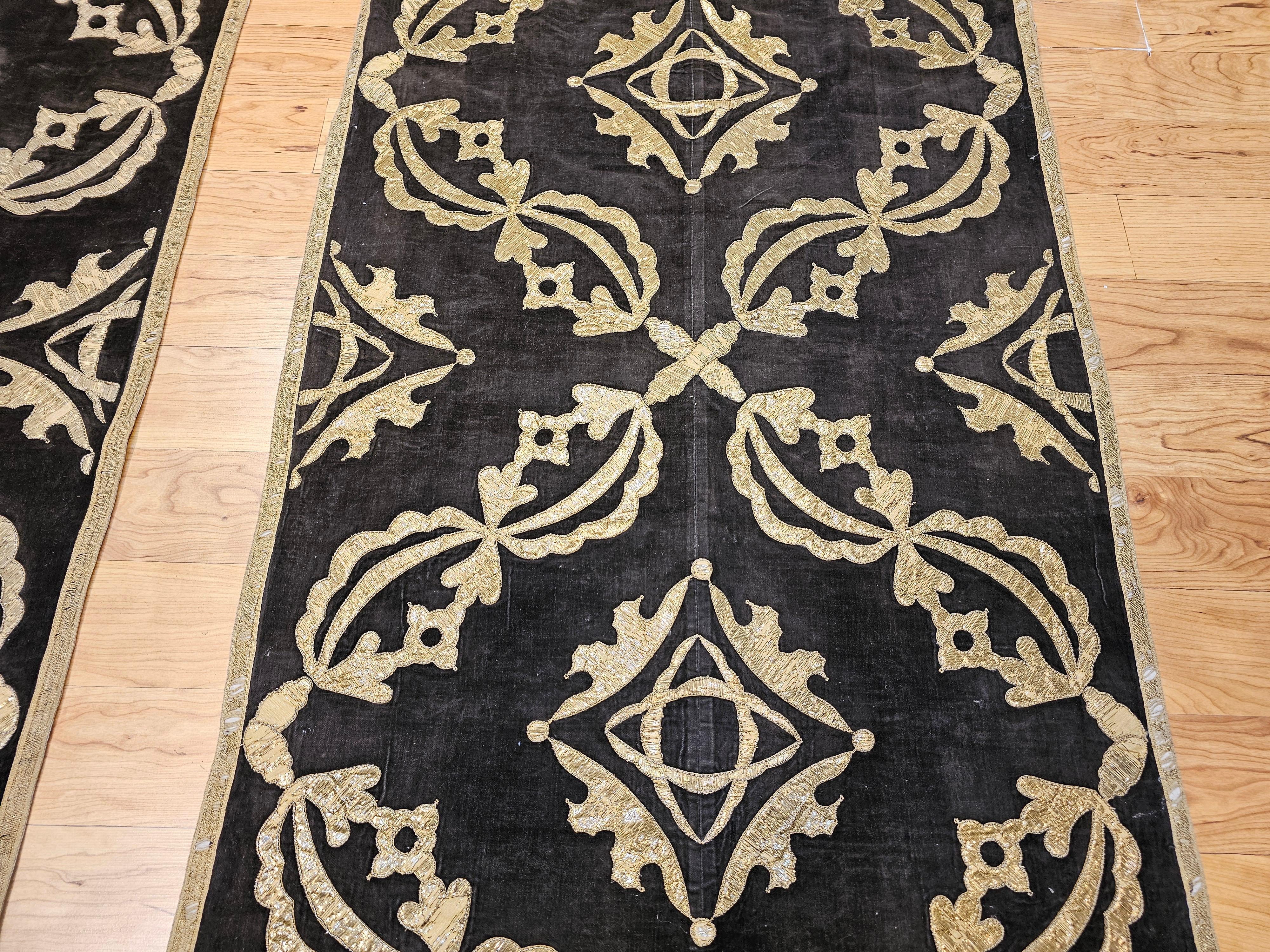 18th Century Ottoman Gilt Threads Brocade Embroidery Textile Panels (A Pair) For Sale 2