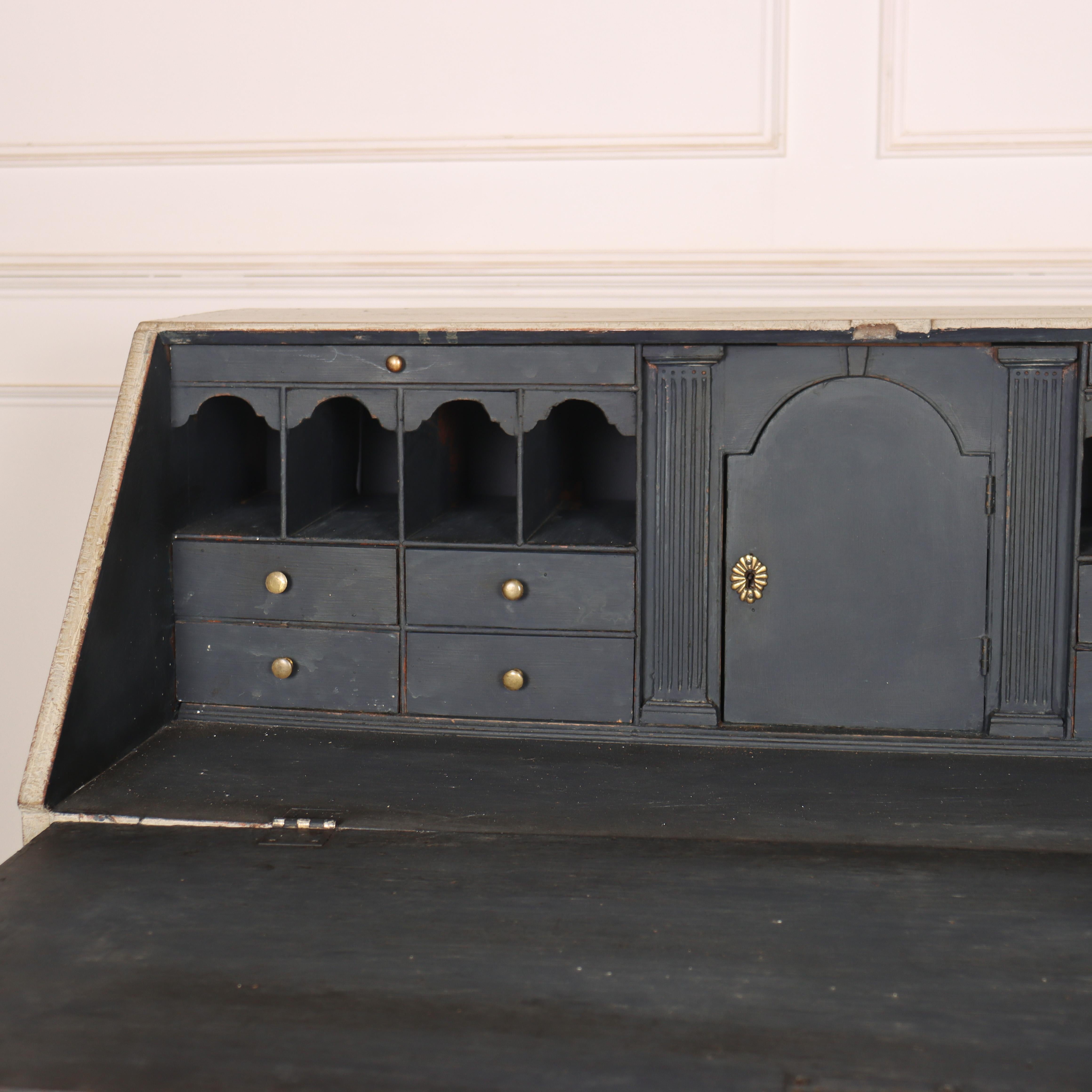 18th Century Painted Bureau For Sale 4