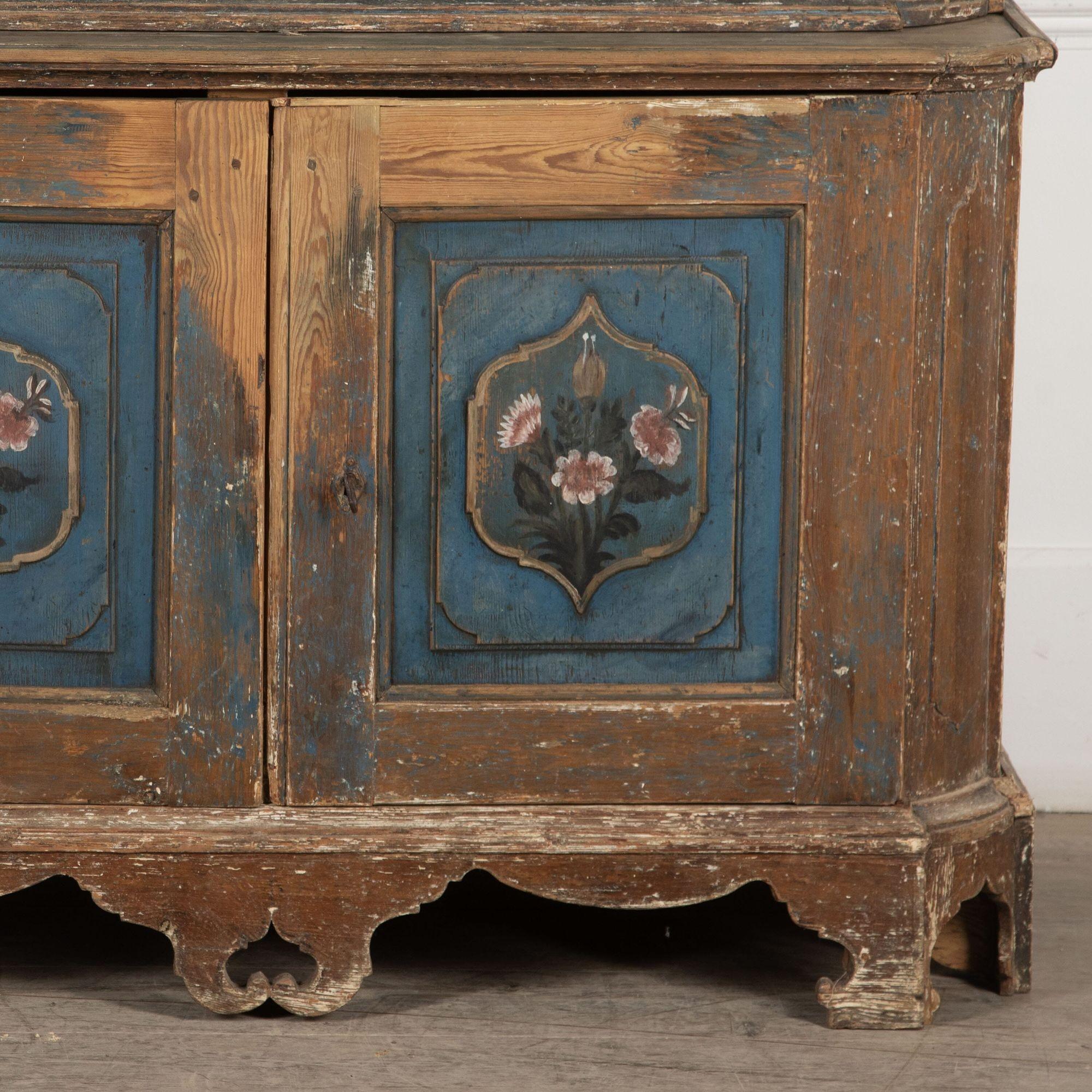 Armoire peinte Dalarna du 18ème siècle en vente 6