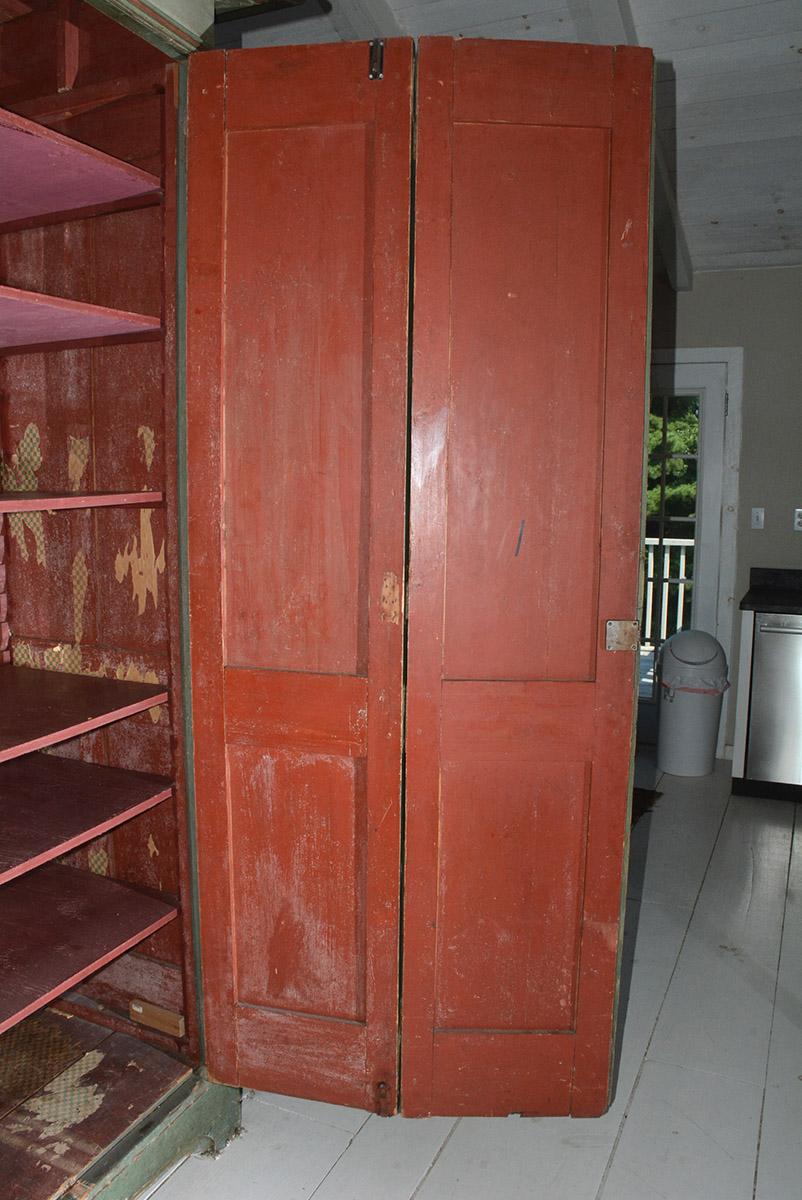 Legno Credenza dipinta del XVIII secolo in stile olandese in vendita