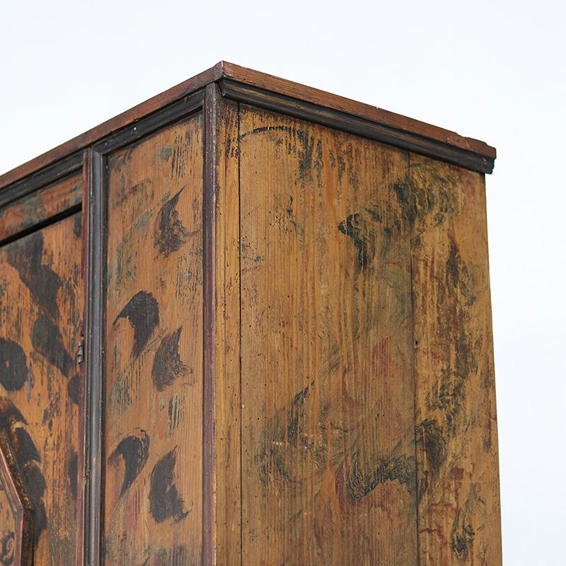 Cabinet de mariage d'art populaire peint du 18e siècle en vente 8